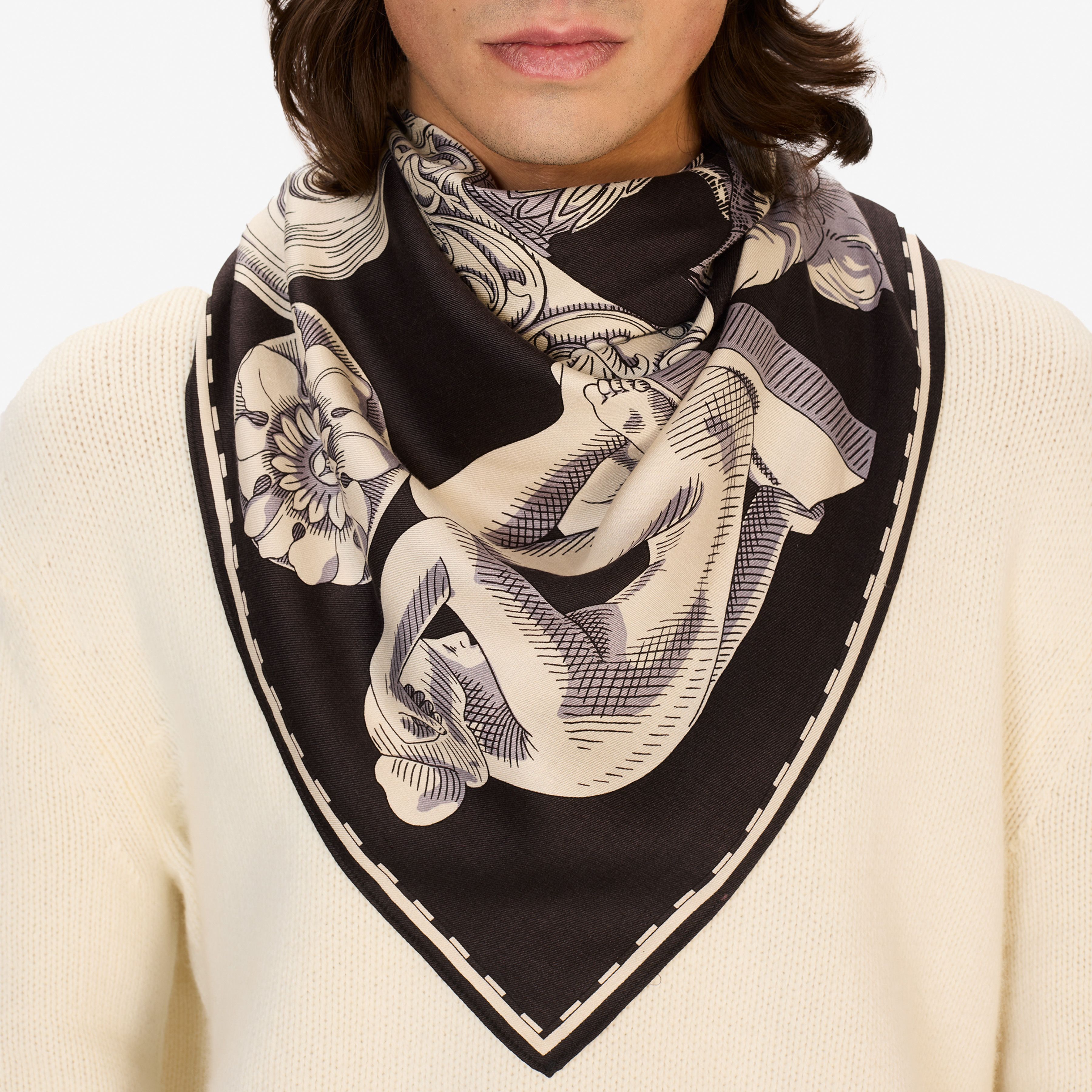 Square 130 - Archives - Black