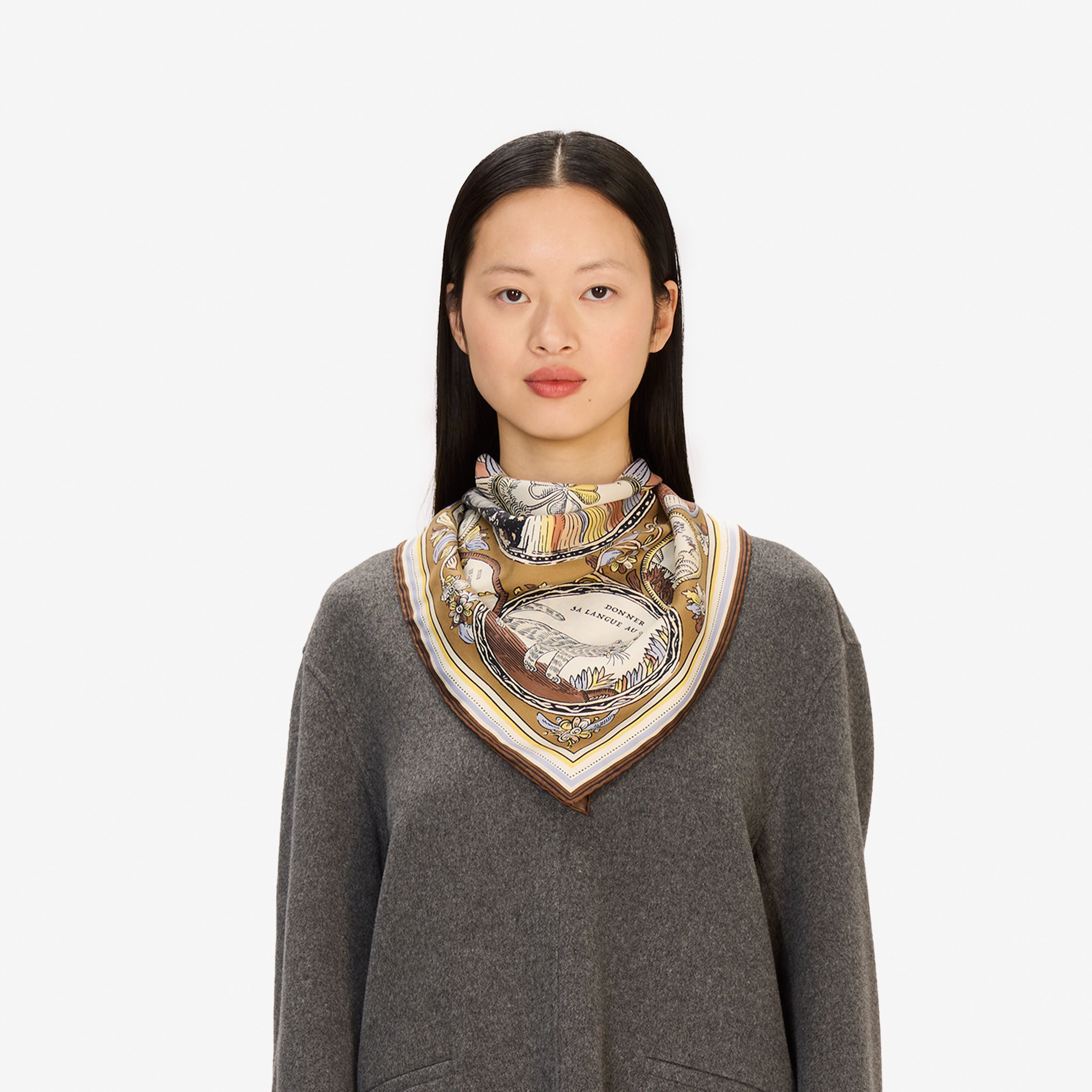 Square 70 - Chance Inoui - Golden Brown