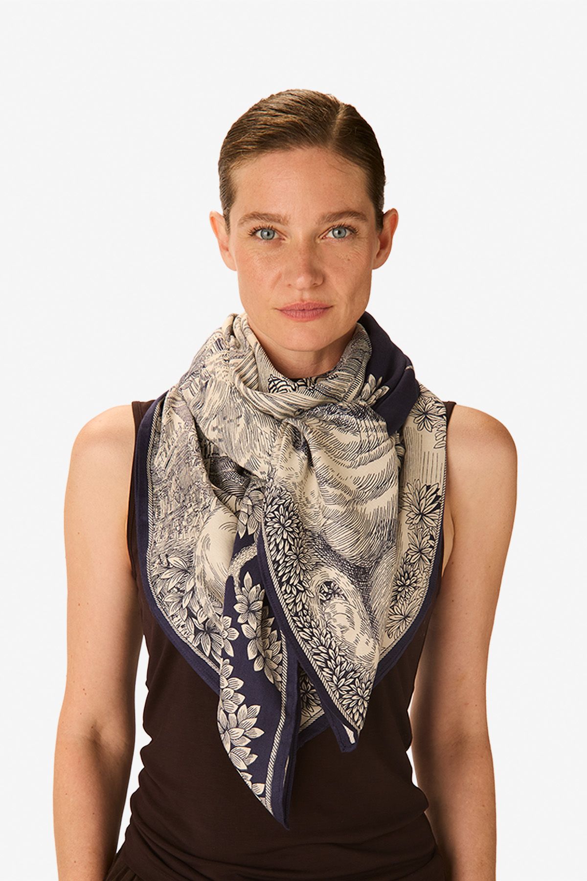 Carré 130 - Piranesi - Bleu Marine