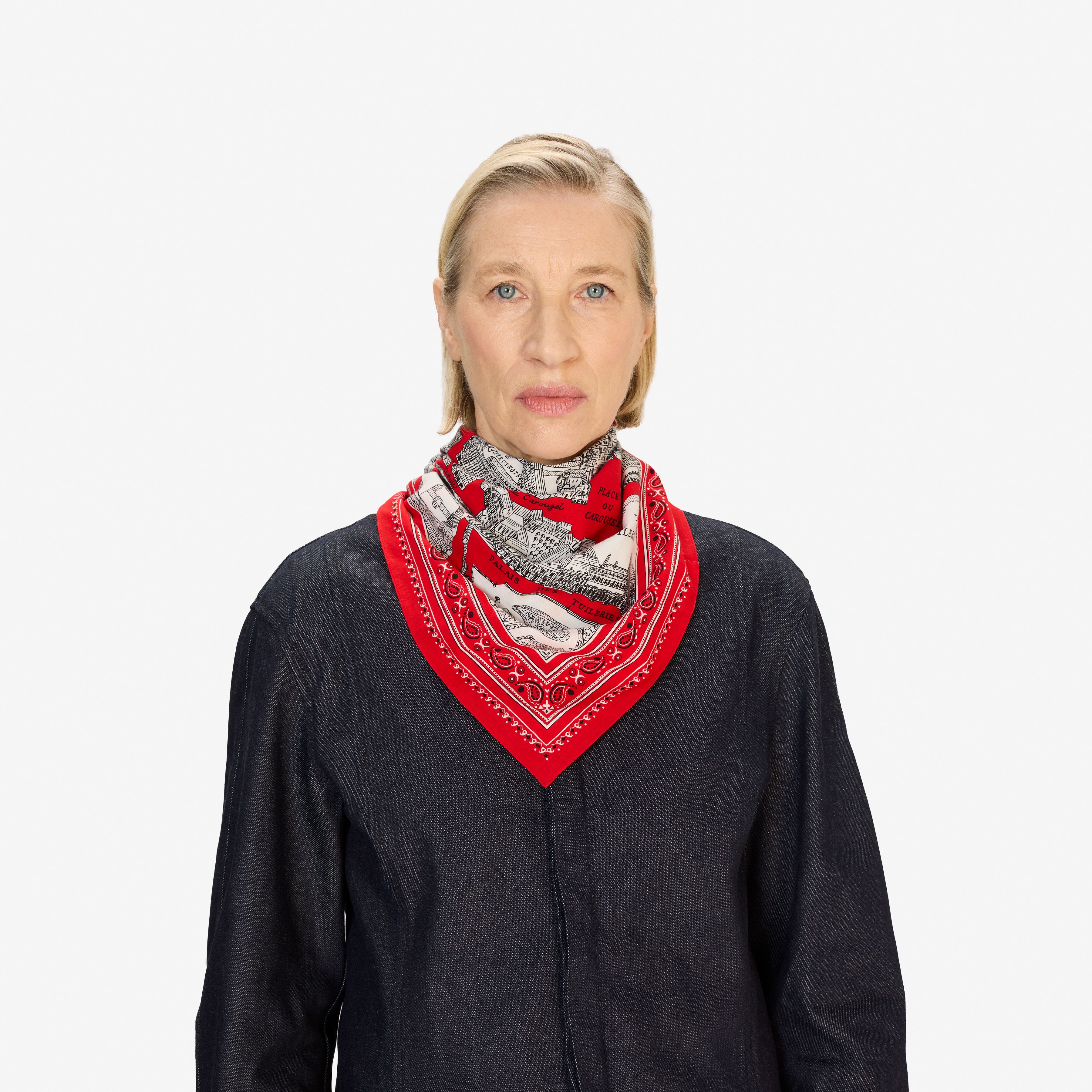 Square 65 - Louvre - Red