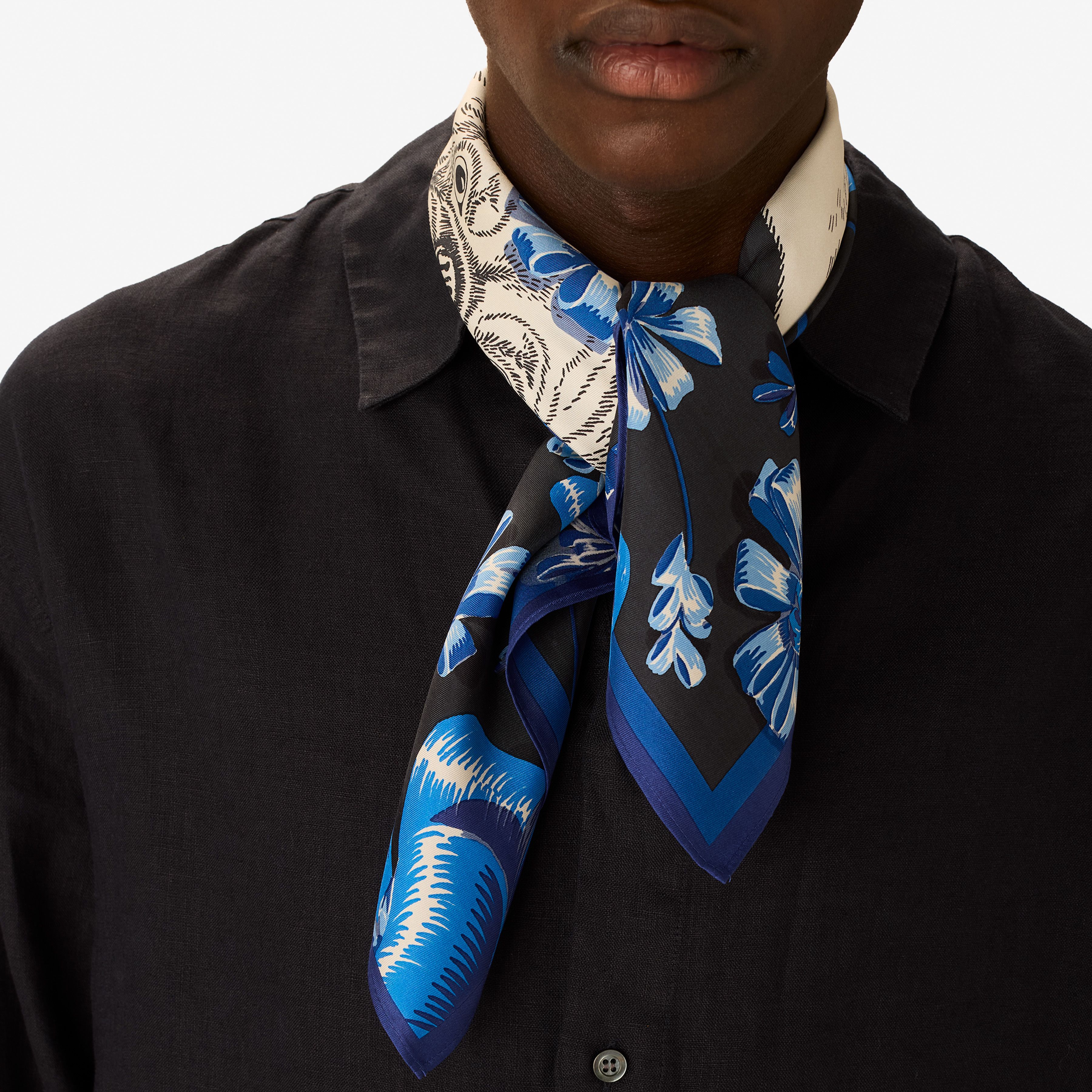 Carré 65 - Toutou - Bleu