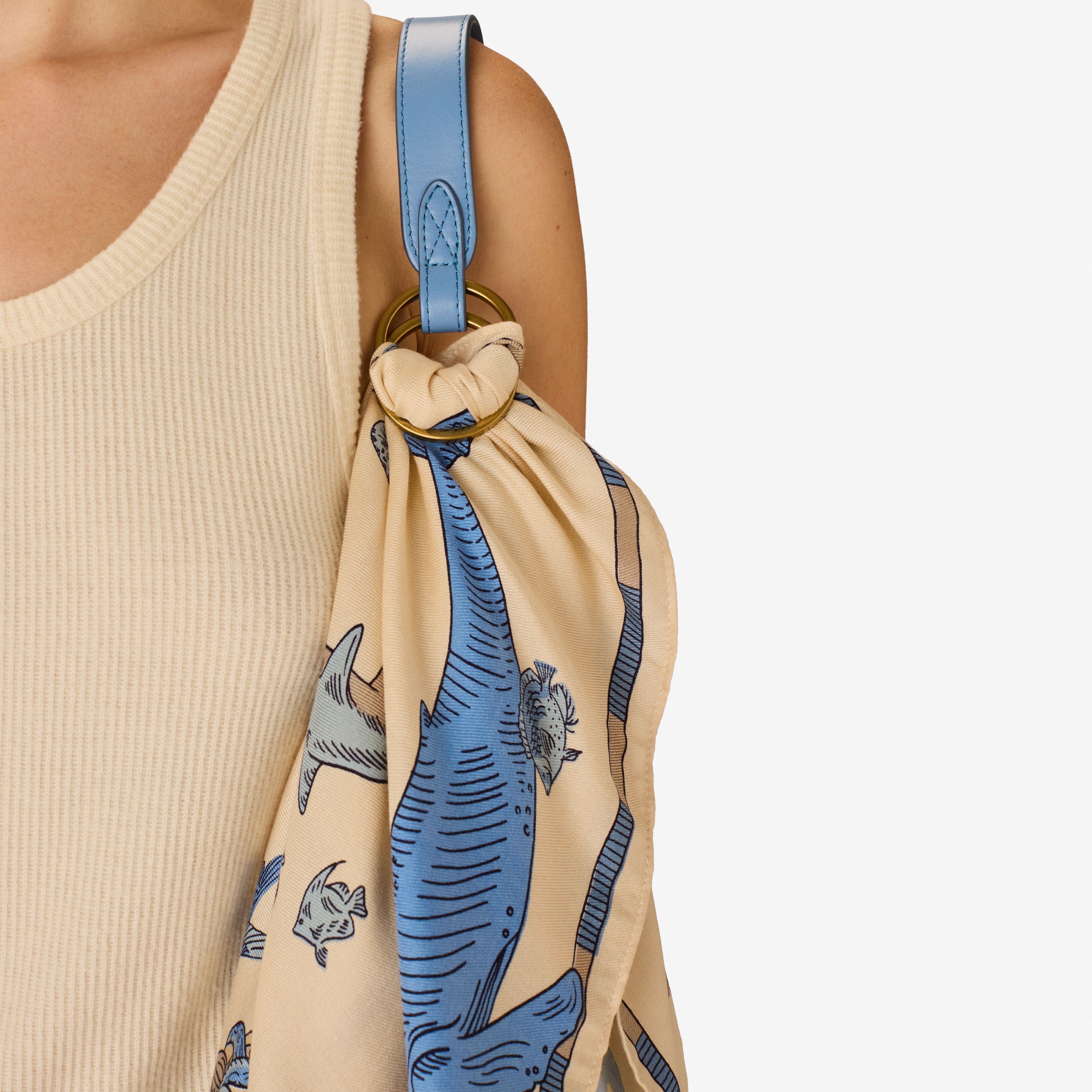 Anse En Cuir - Bleau Clair