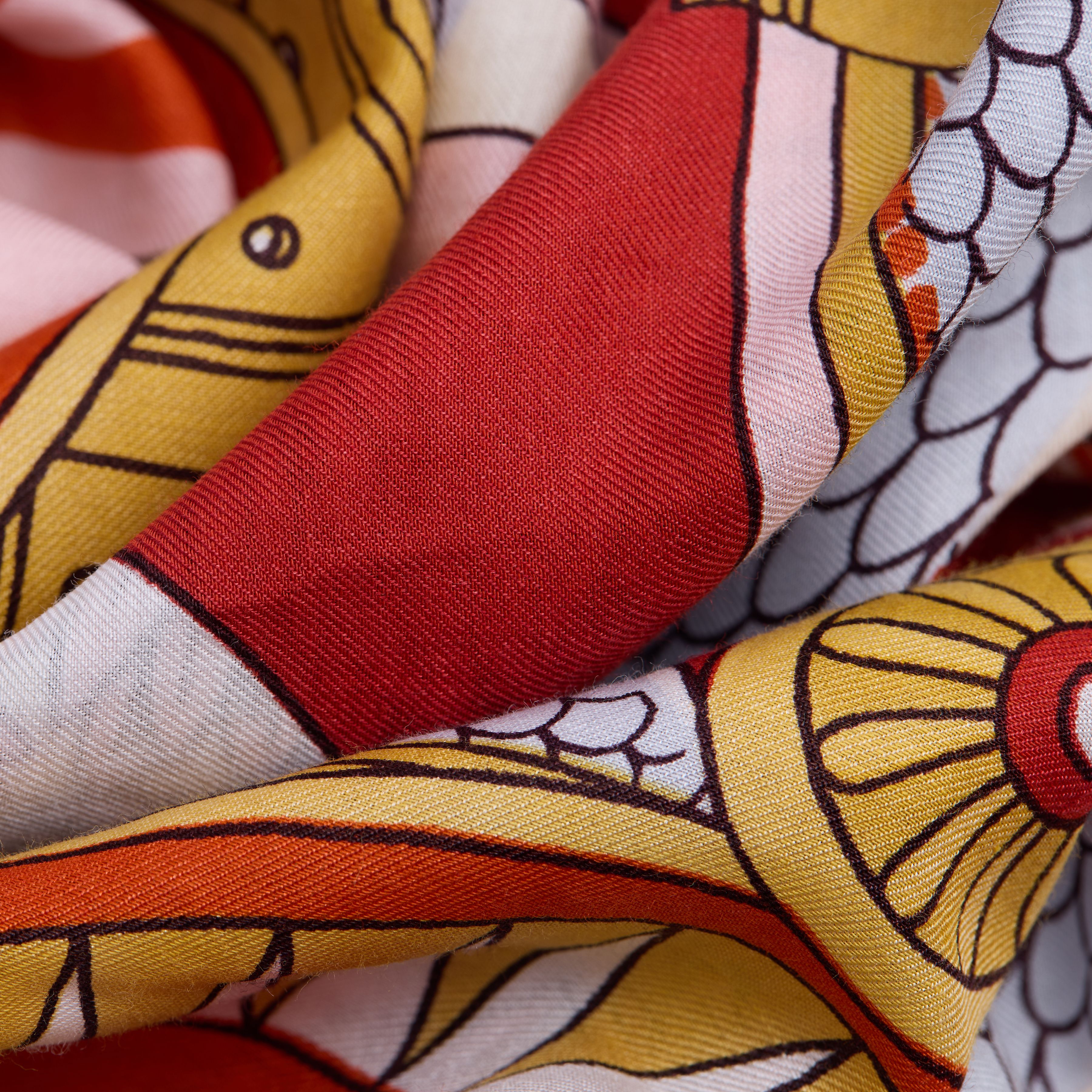 Square 100 - Taj - White