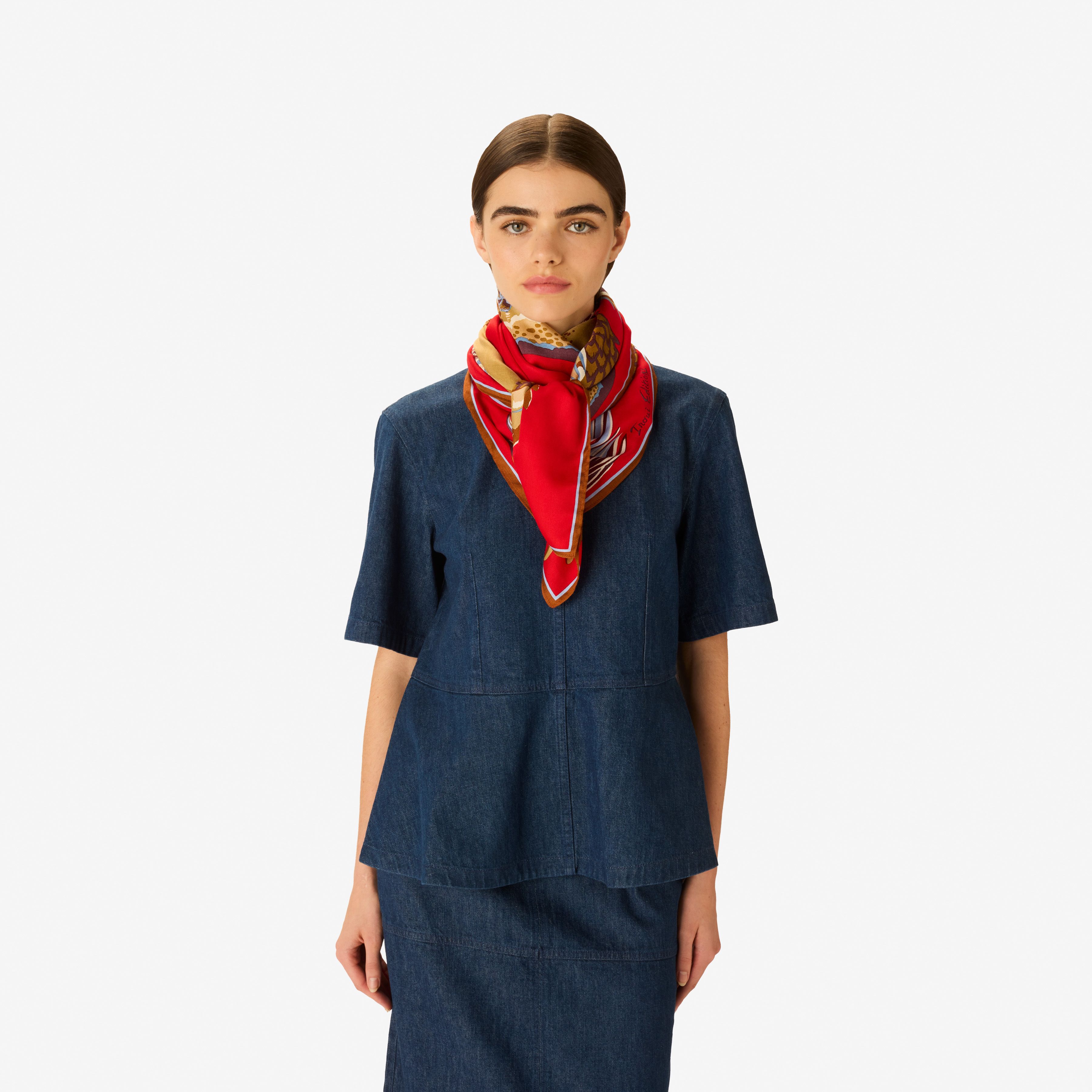 Square 100 - Croco - Red