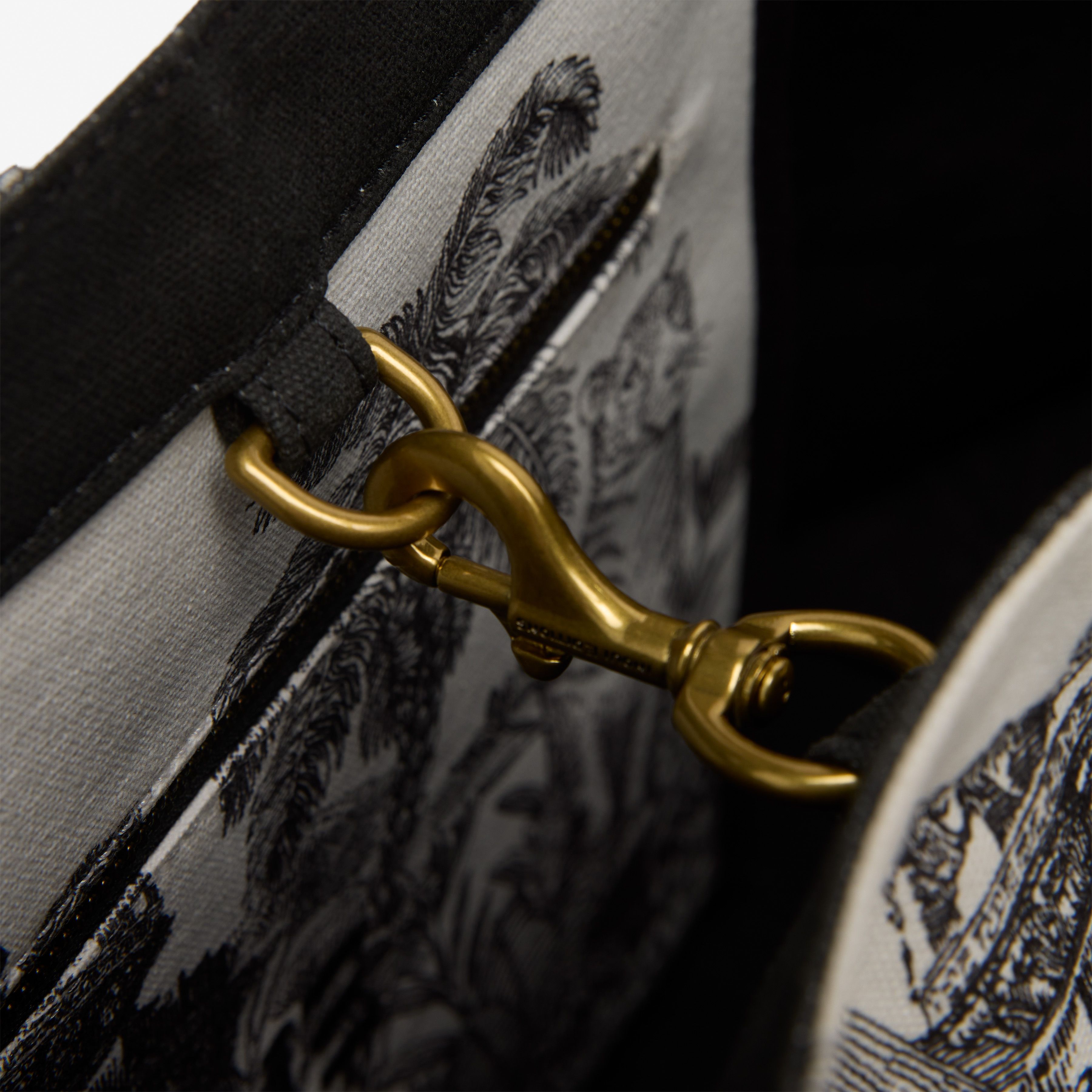 Carrier Bag - Piranesi - Night