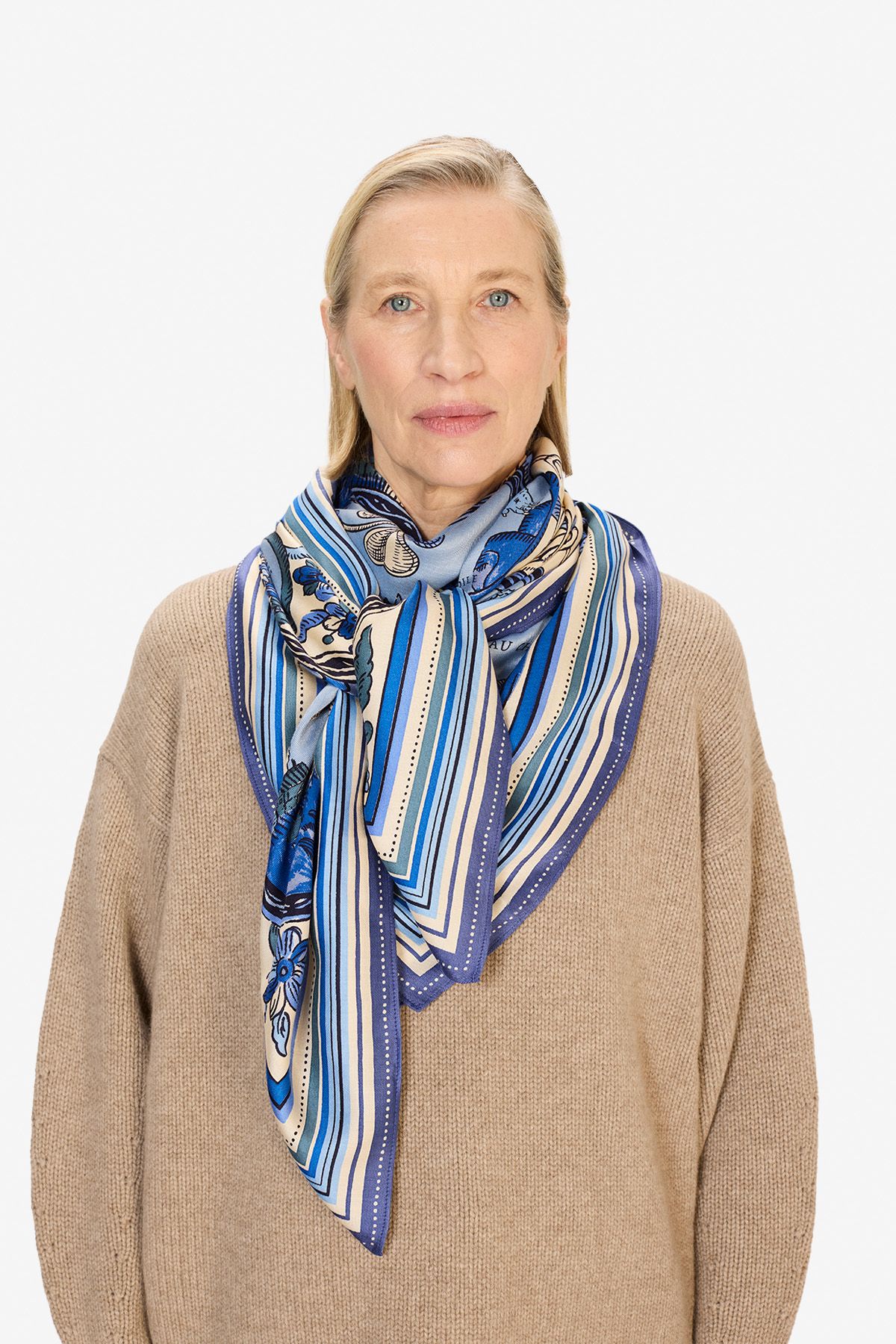 Carré 130 - Chance Inoui - Bleu