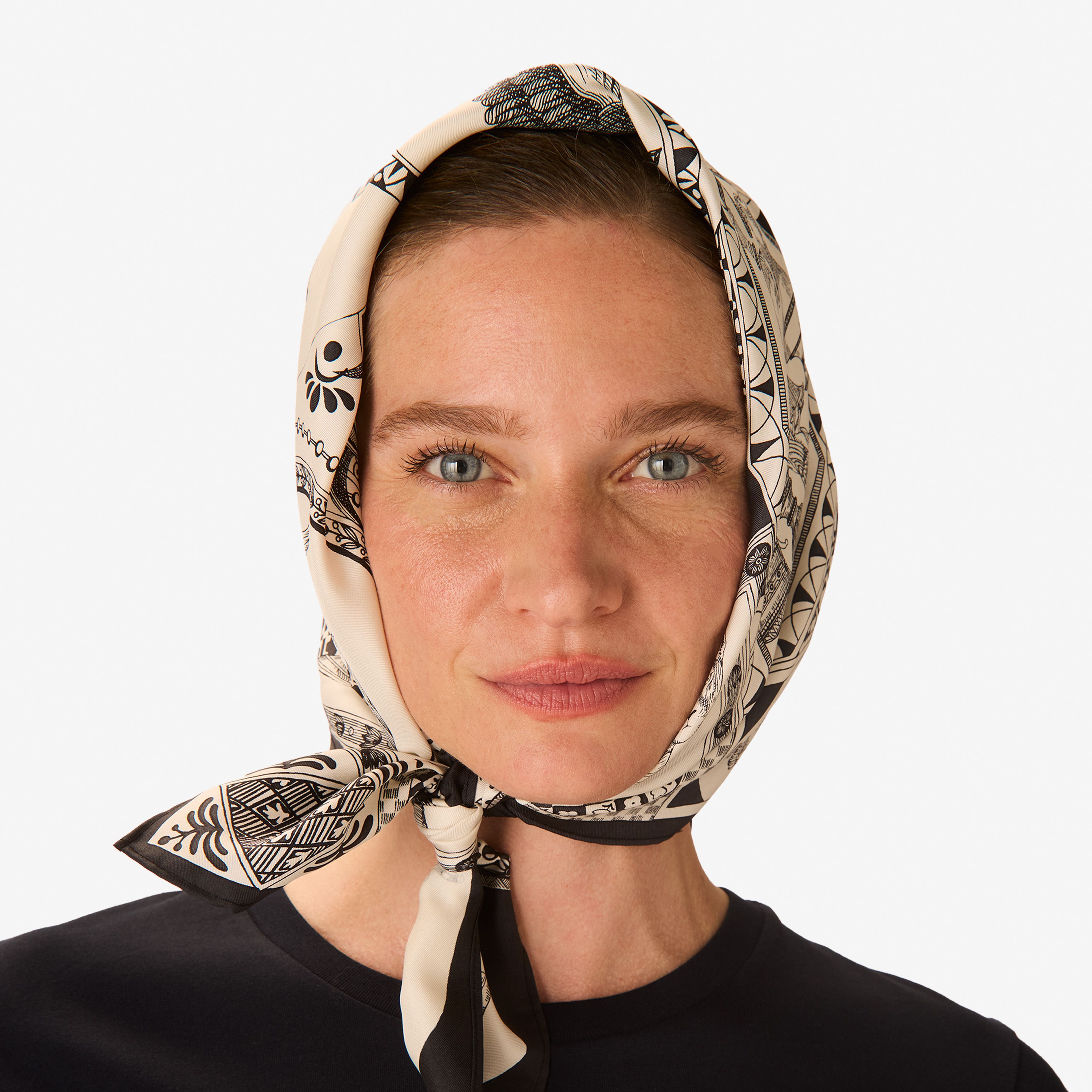 Carré 65 - Barocco - Noir