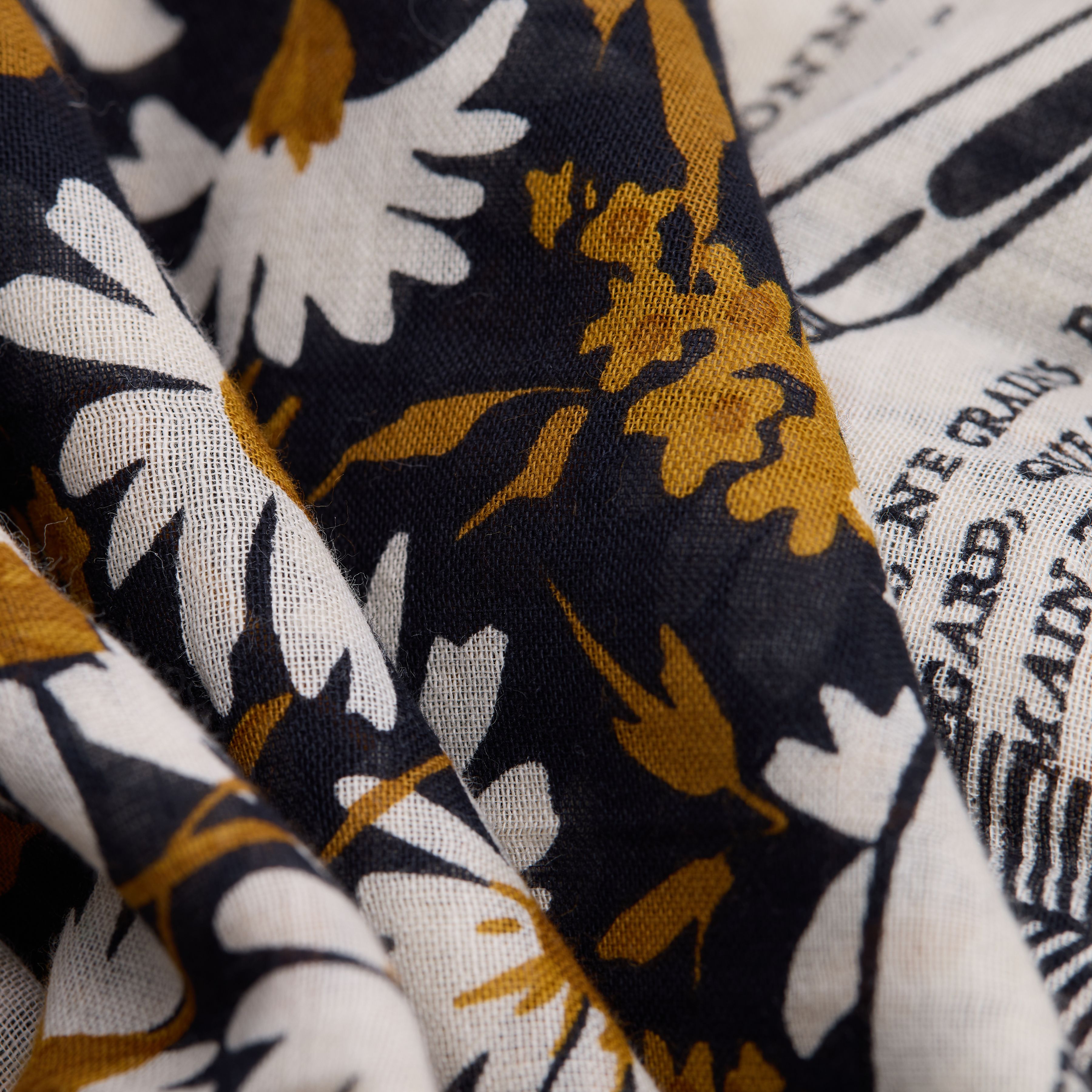 Carré 100 - Faust - Noir