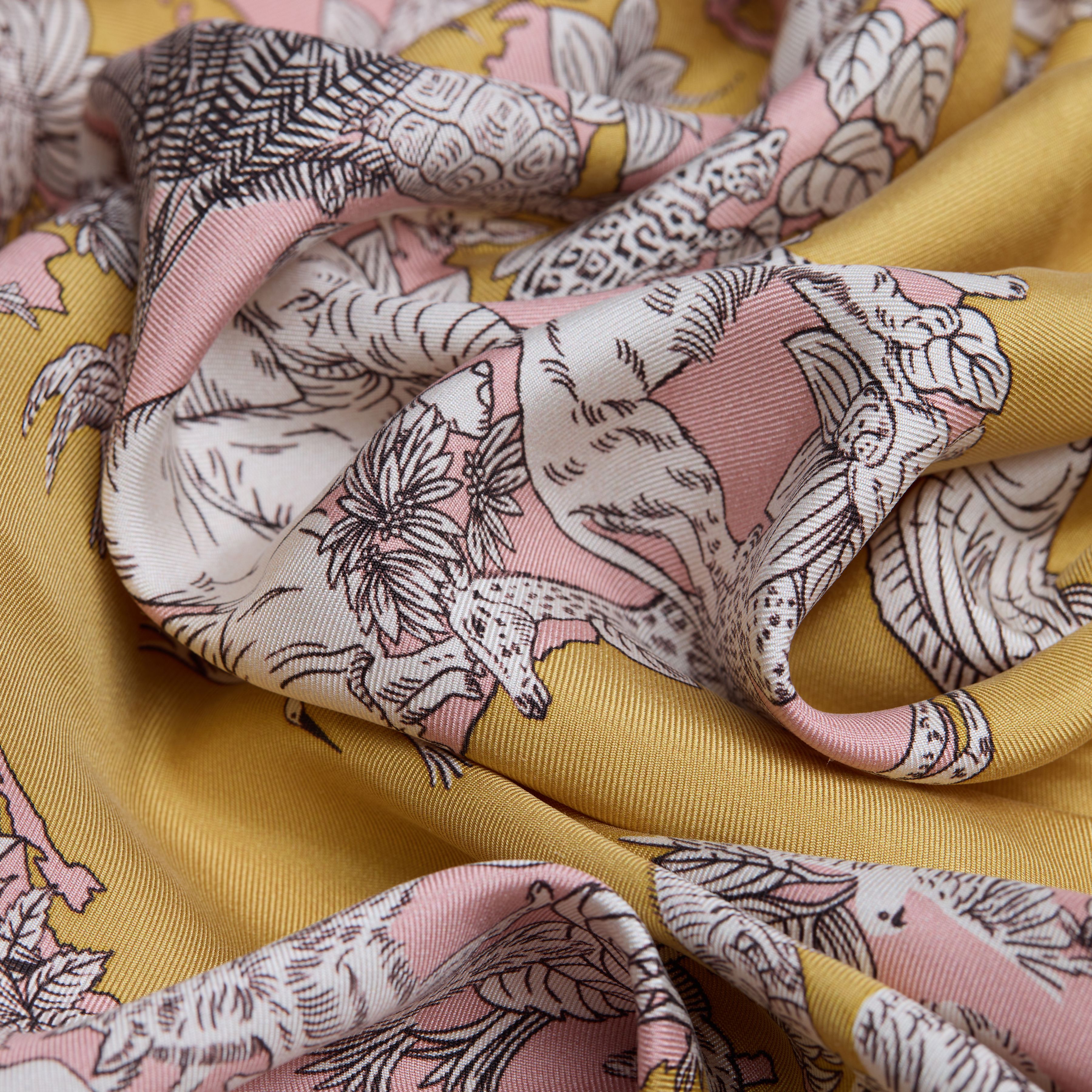 Square 70 - Atlas - Yellow