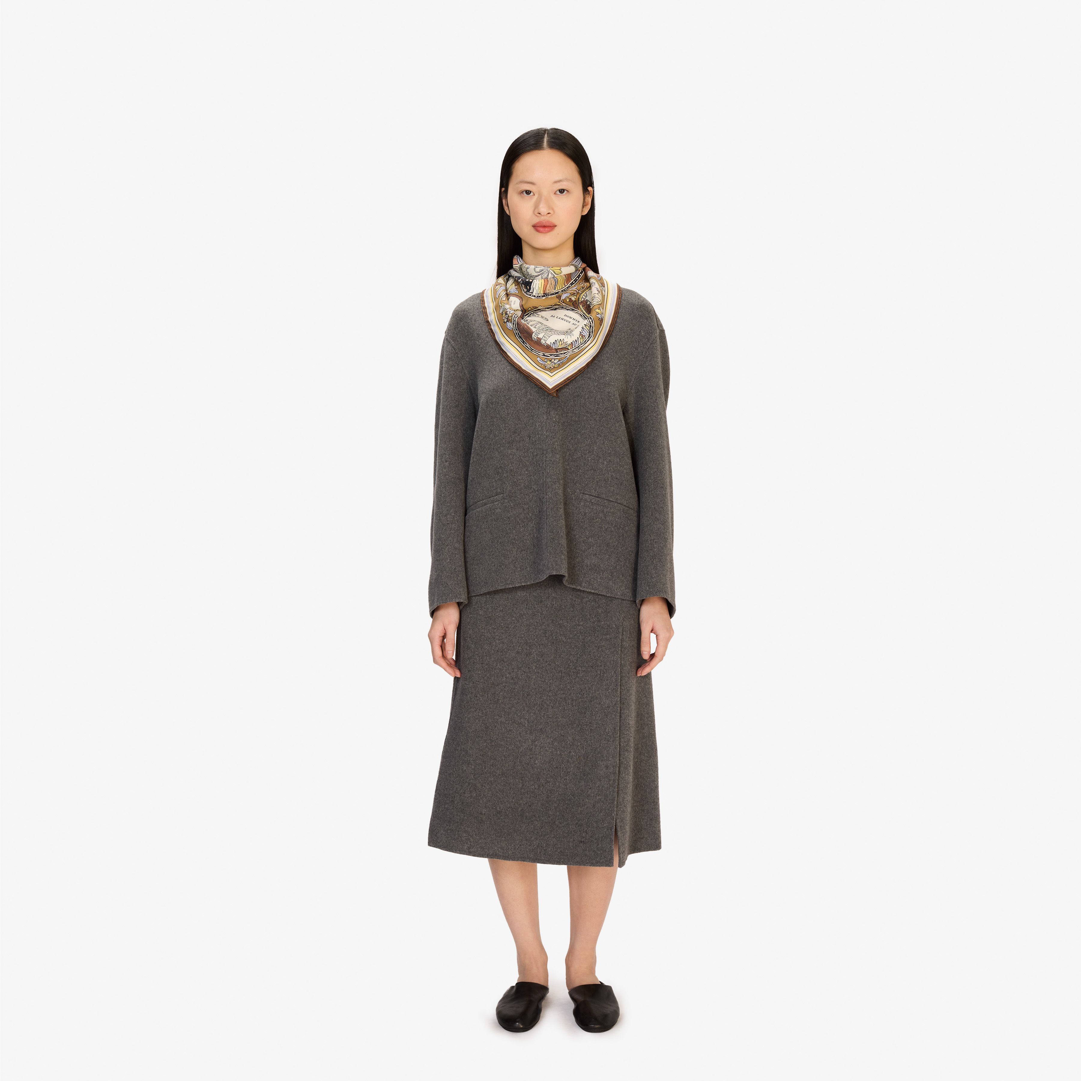 Square 70 - Chance Inoui - Golden Brown