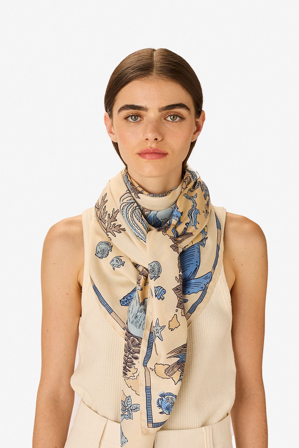 Carré 130 - Atlas - Blanc