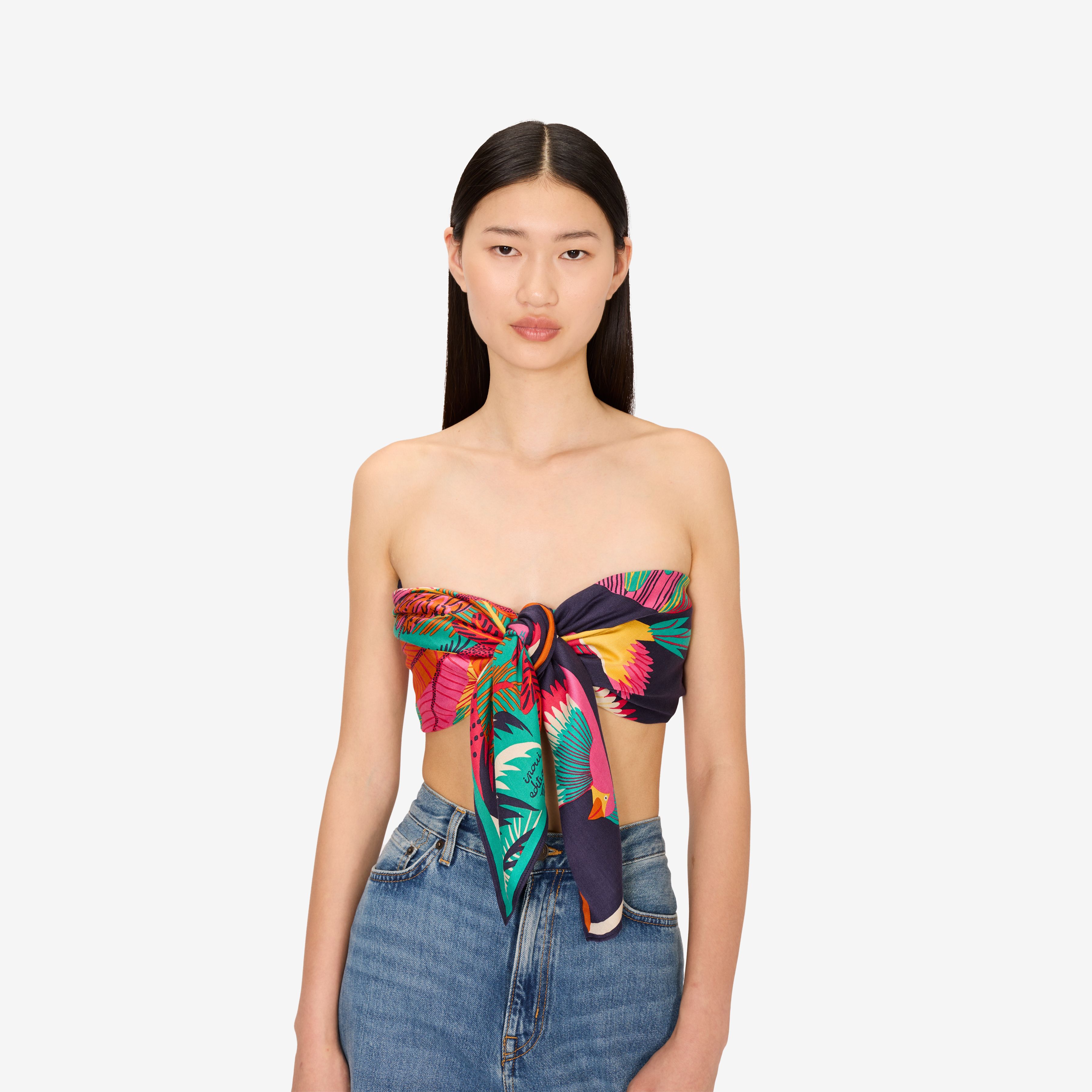 Square 100 - Rio - Night