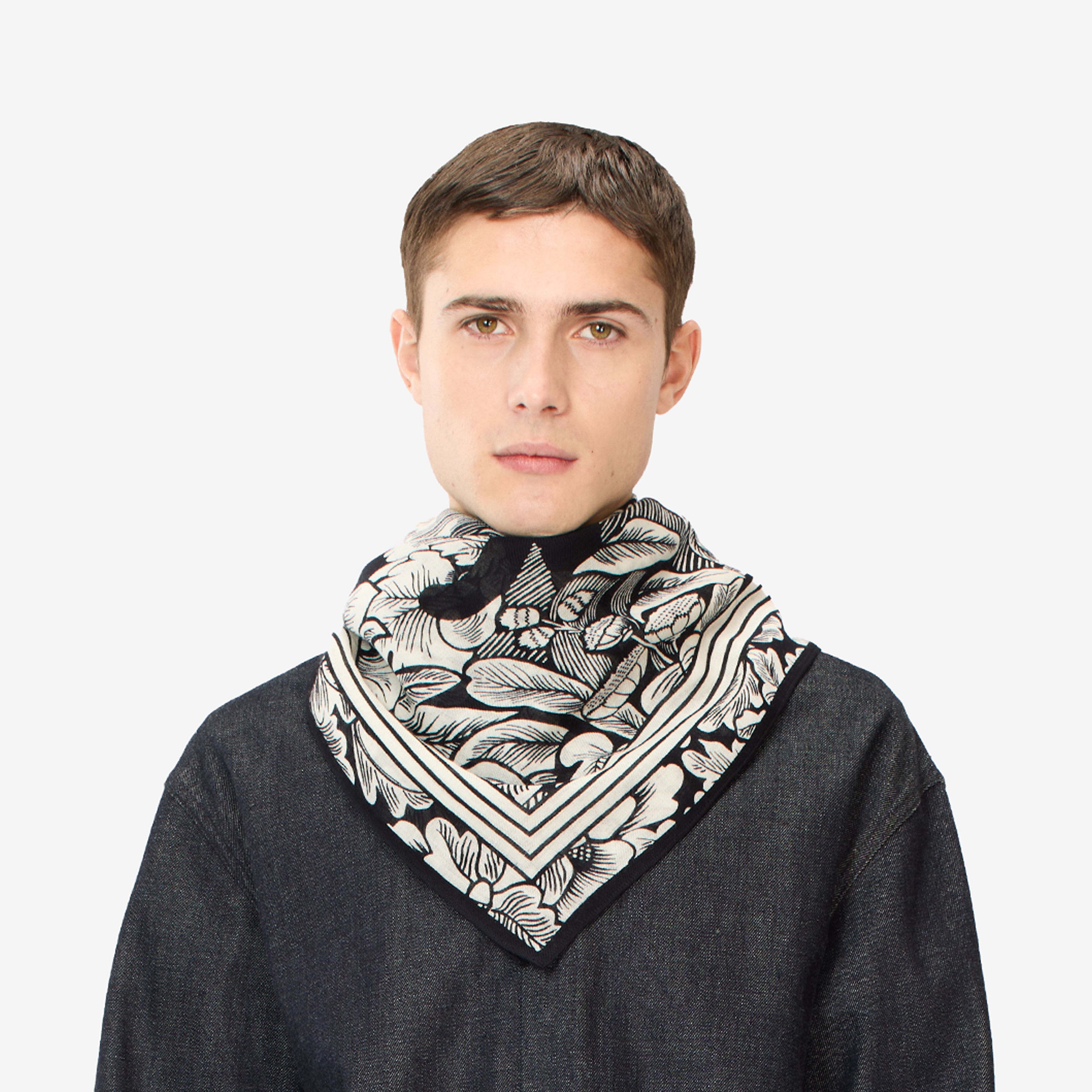 Carré 100 - Panthere - Noir