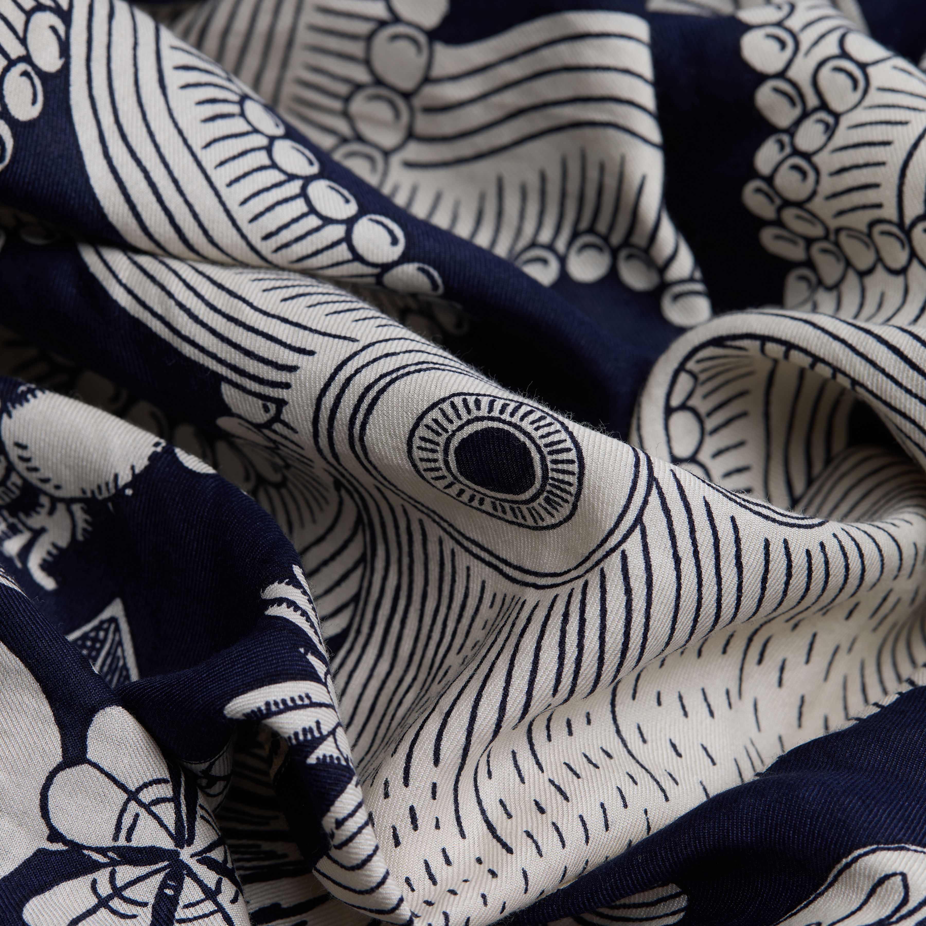 Square 65 - Octopus - Navy