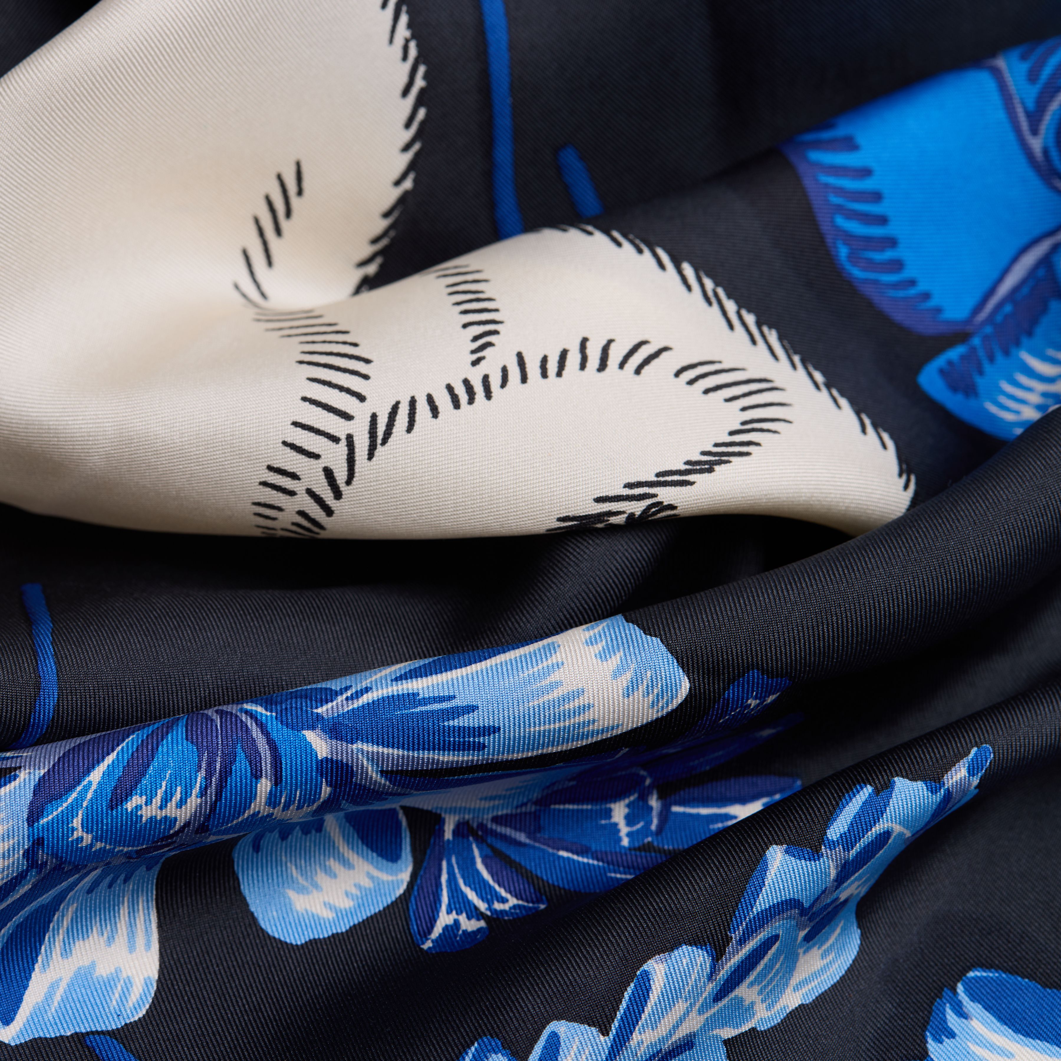 Carré 65 - Toutou - Bleu