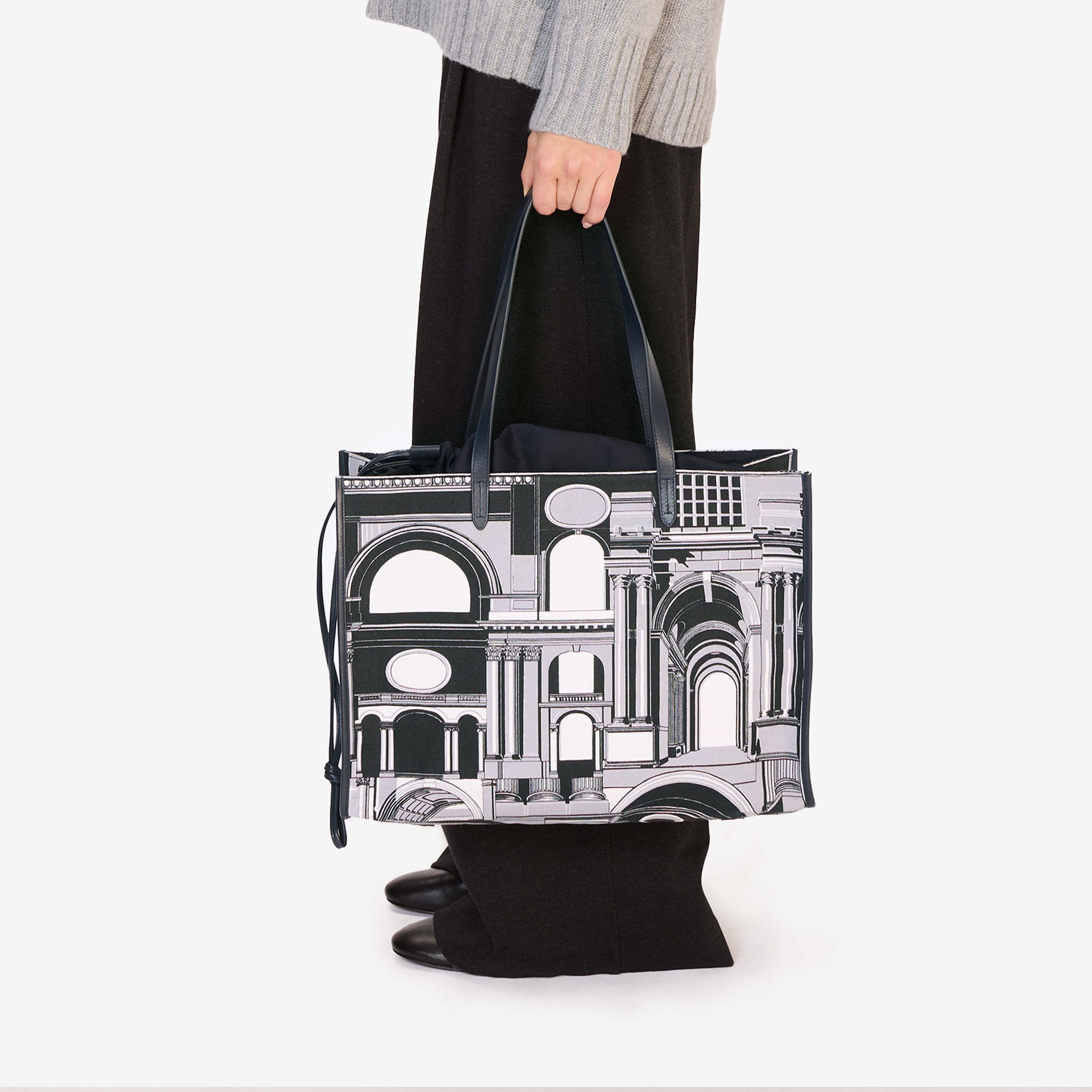 Bolso Shopping - Architecture - Negro