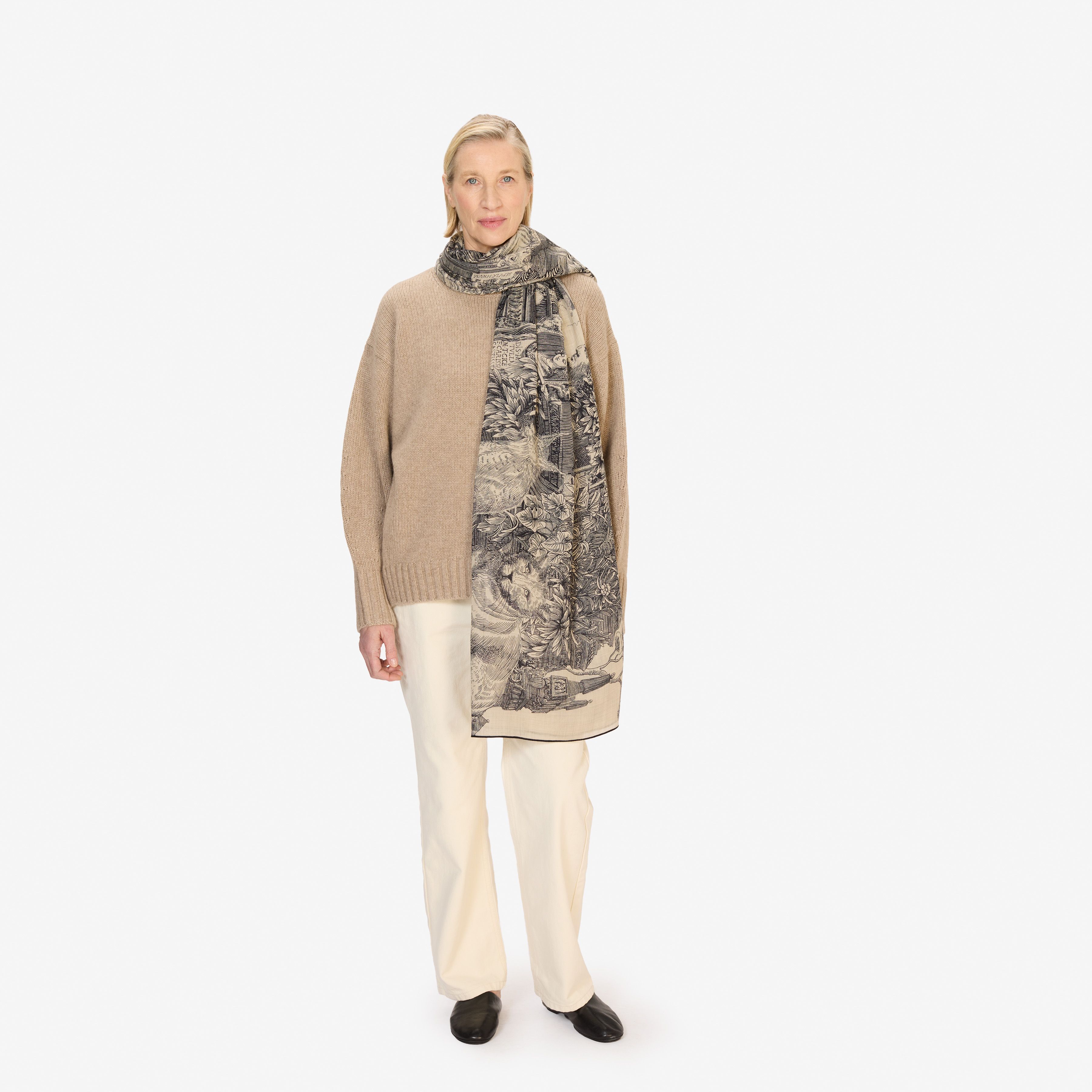 Wool Scarf 100 - Piranesi - Black