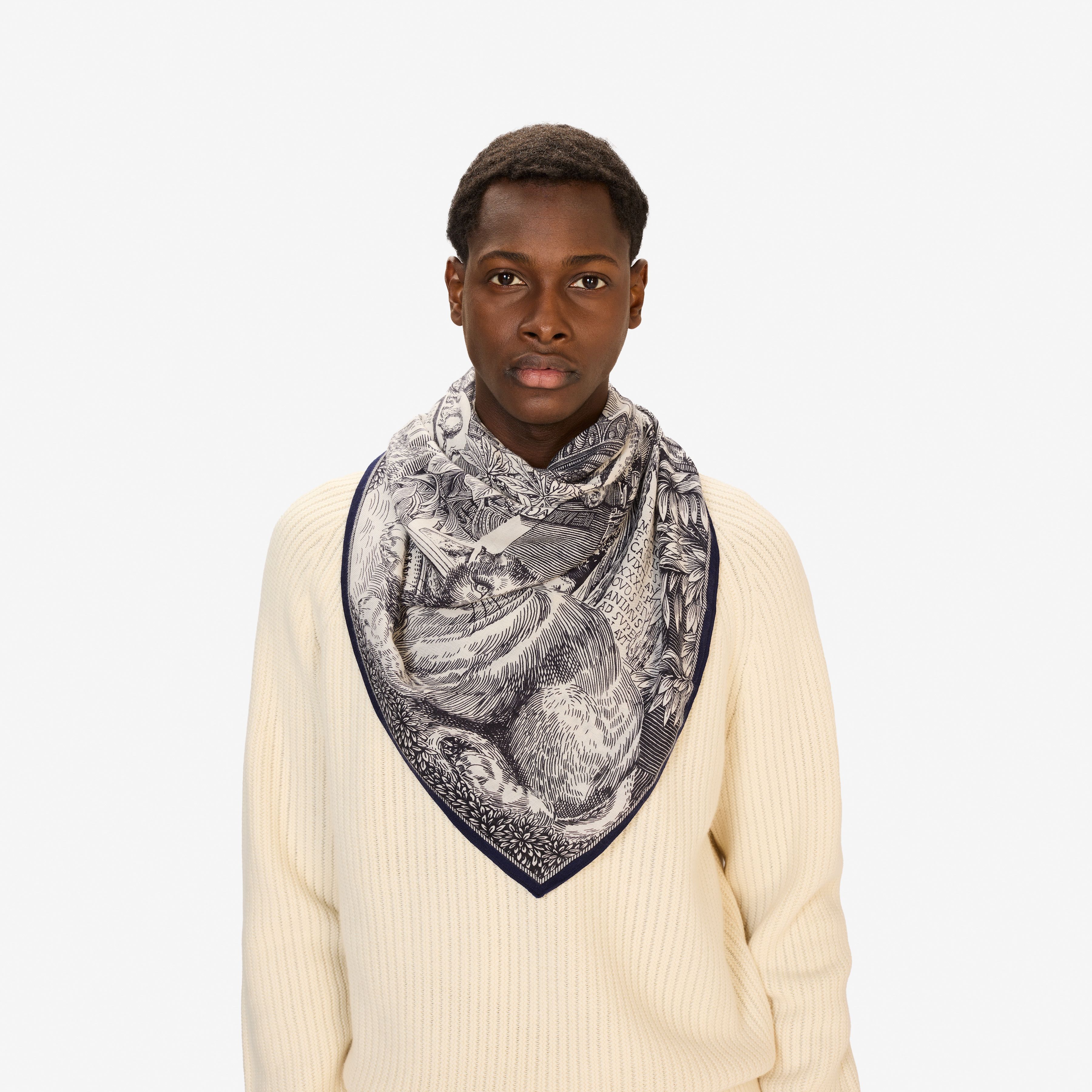 Cashmere Square 130 - Piranesi - Navy