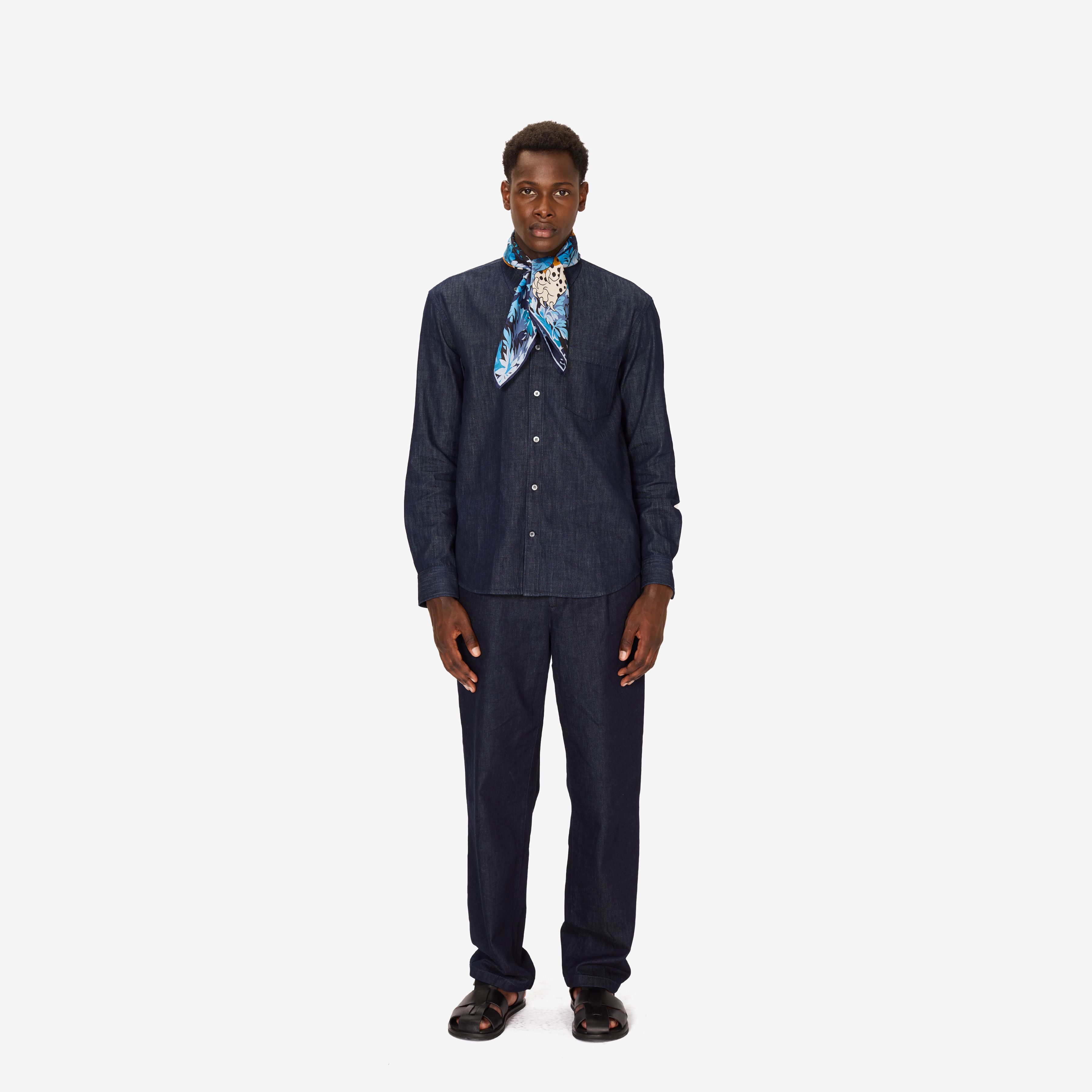 Square 65 - Mike - Blue