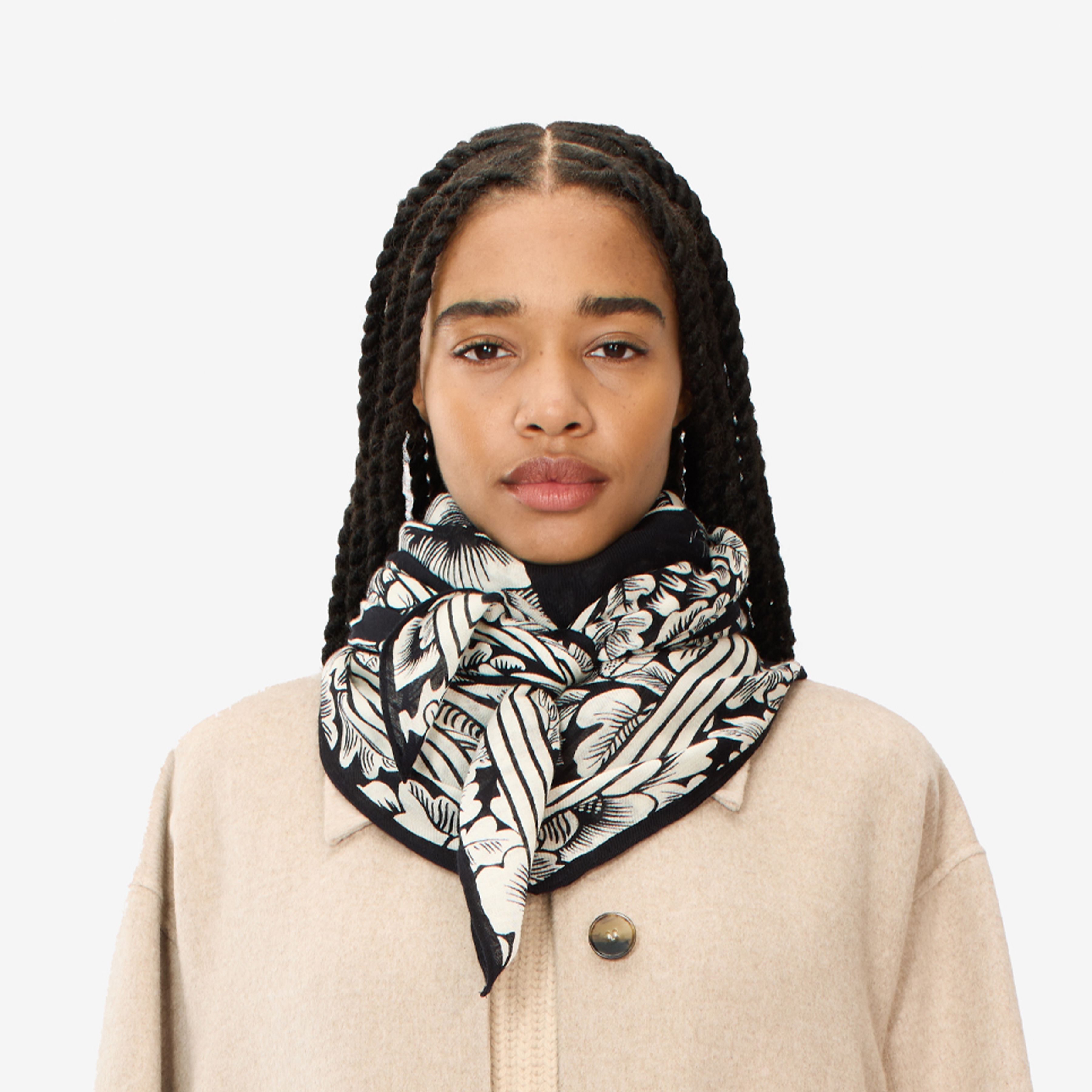 Carré 100 - Panthere - Noir