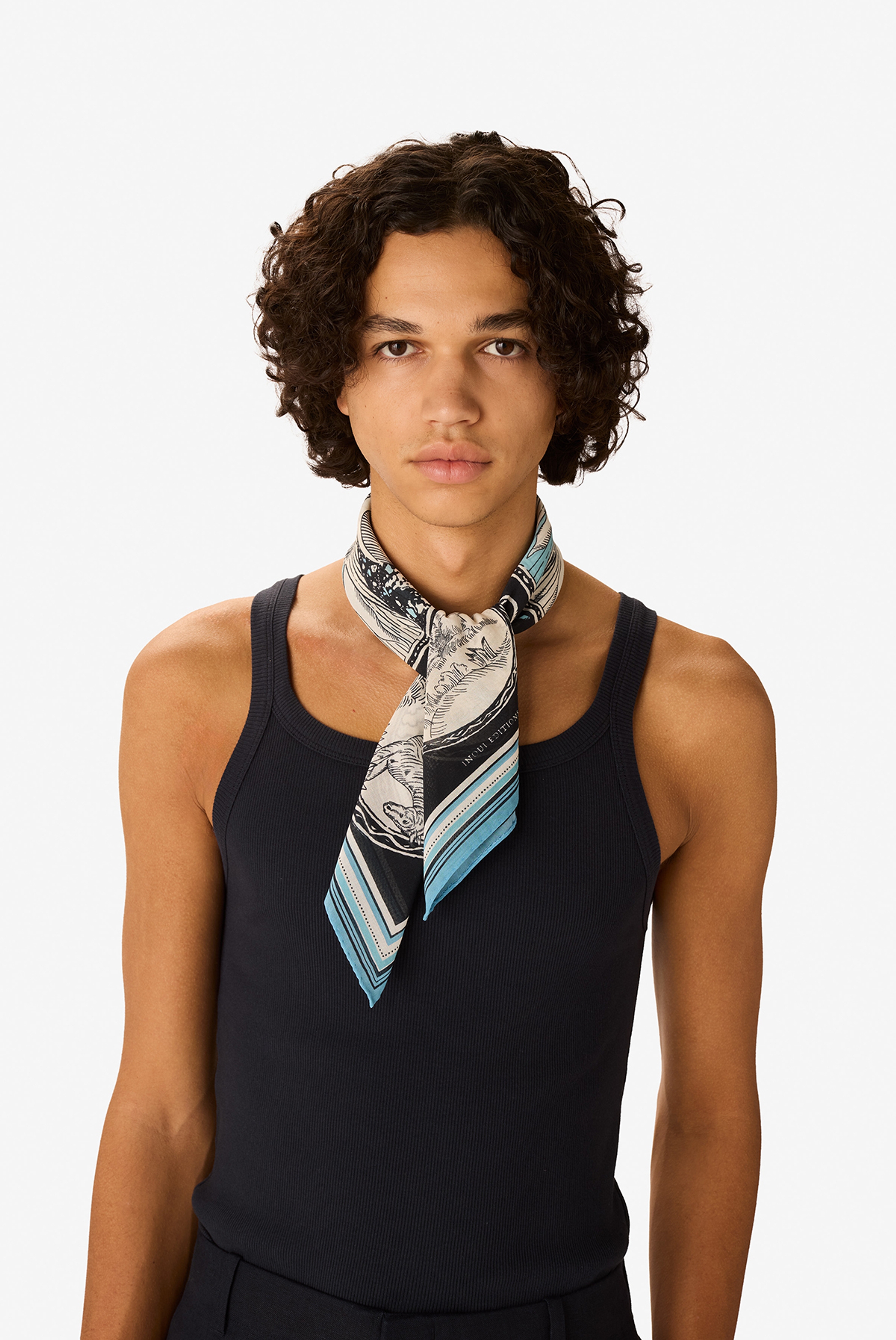 Carré 70 Coton - Chance Inoui - Bleu Marine