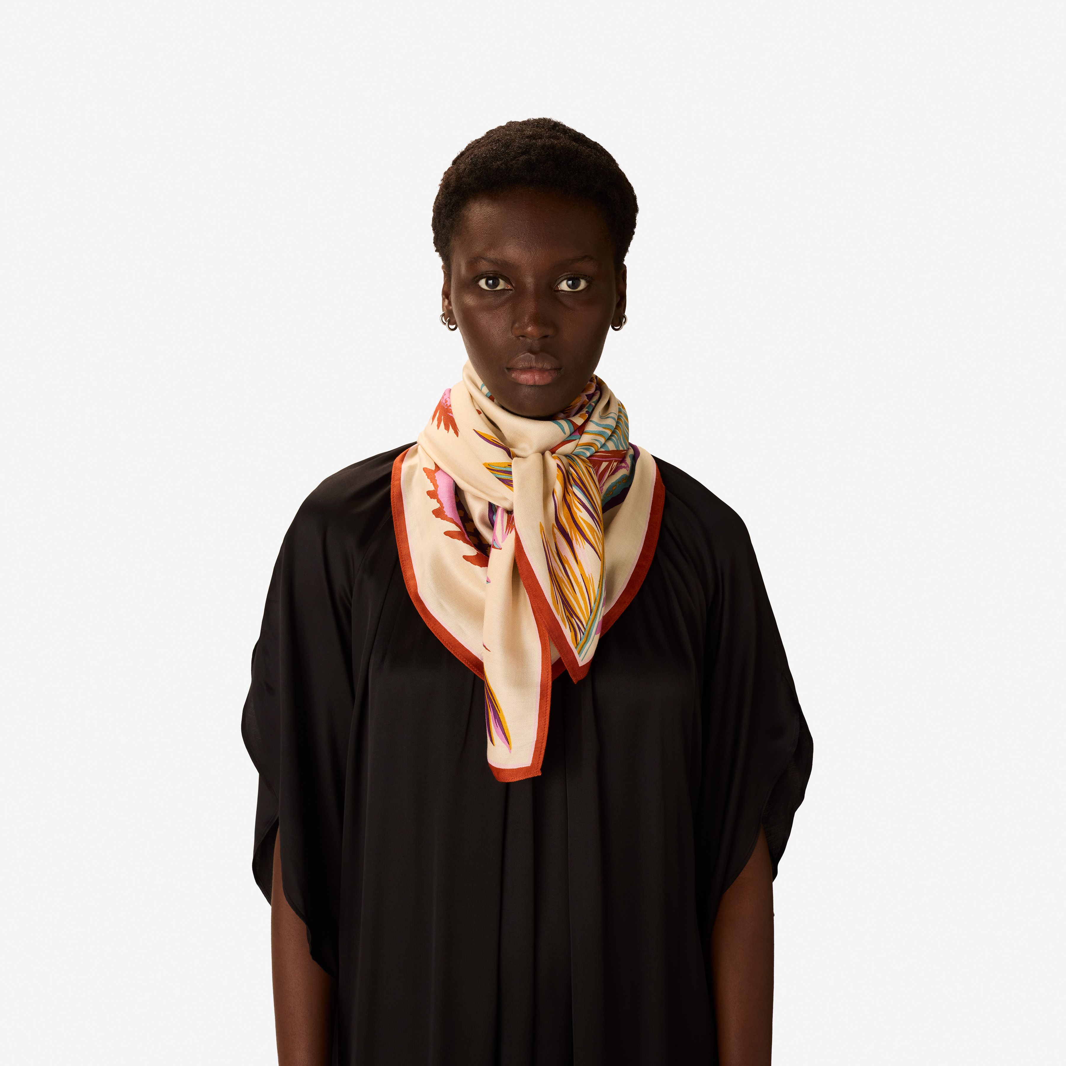 Square 100 - Croco - White