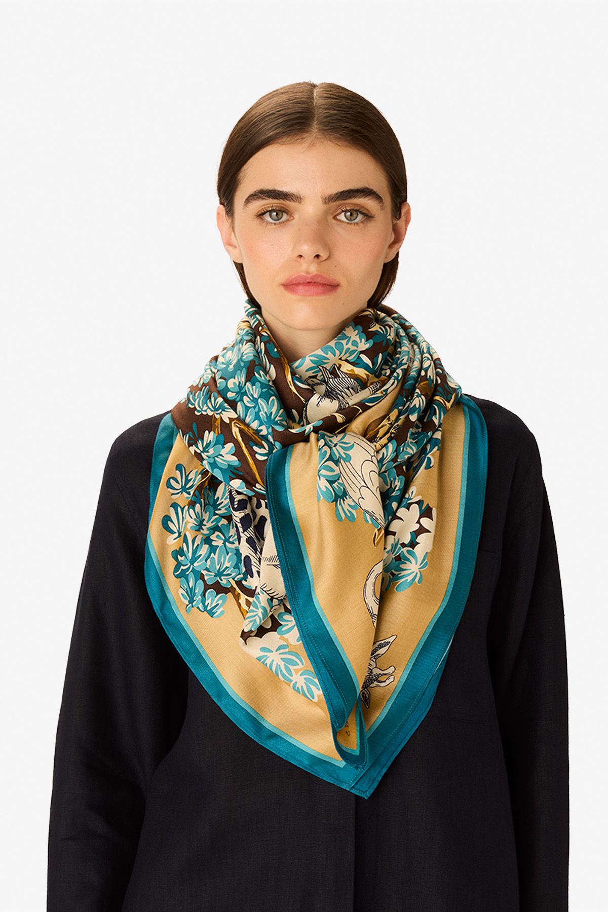 Carré 130 - Bestiaire - Beige