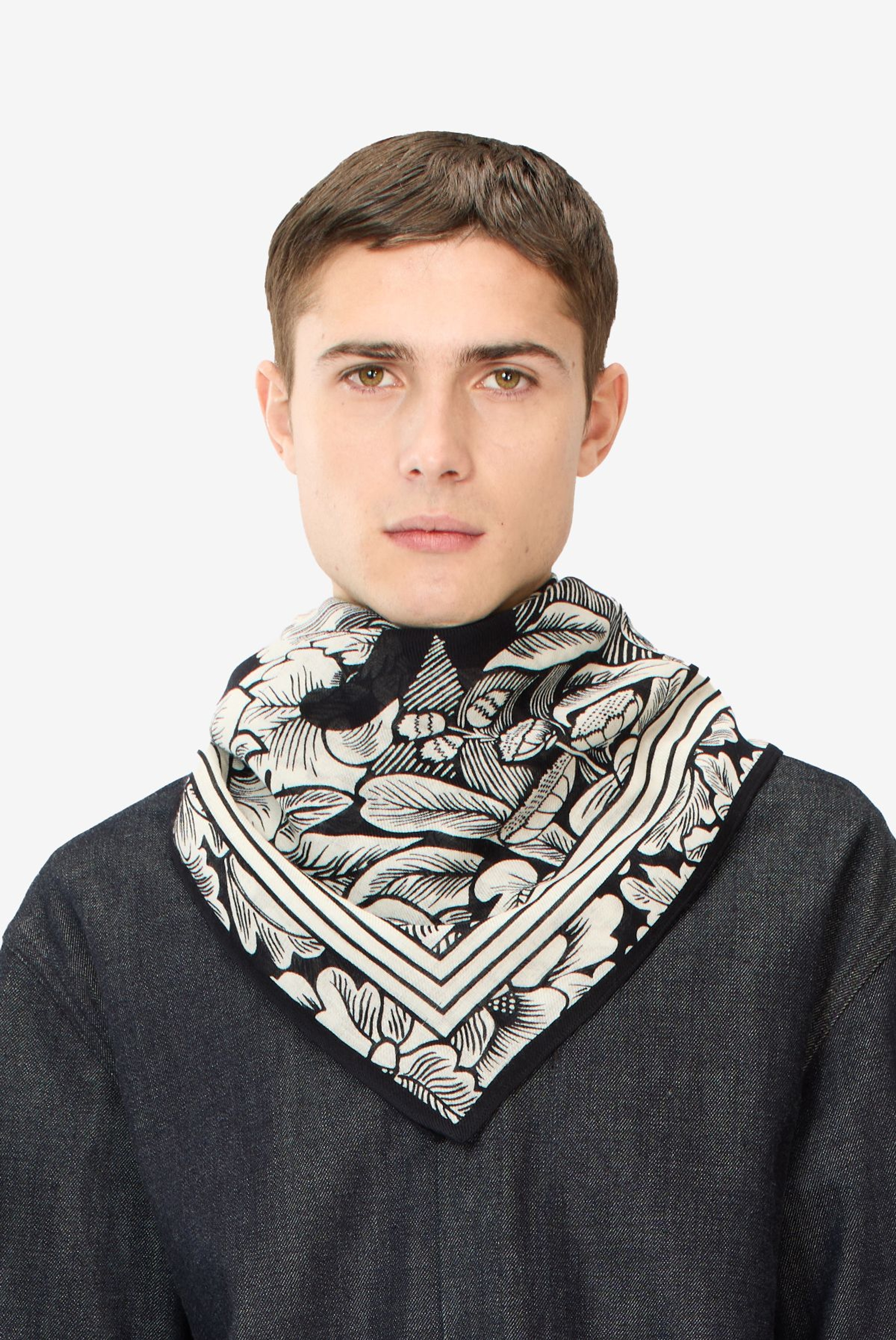 Carré 100 - Panthere - Noir