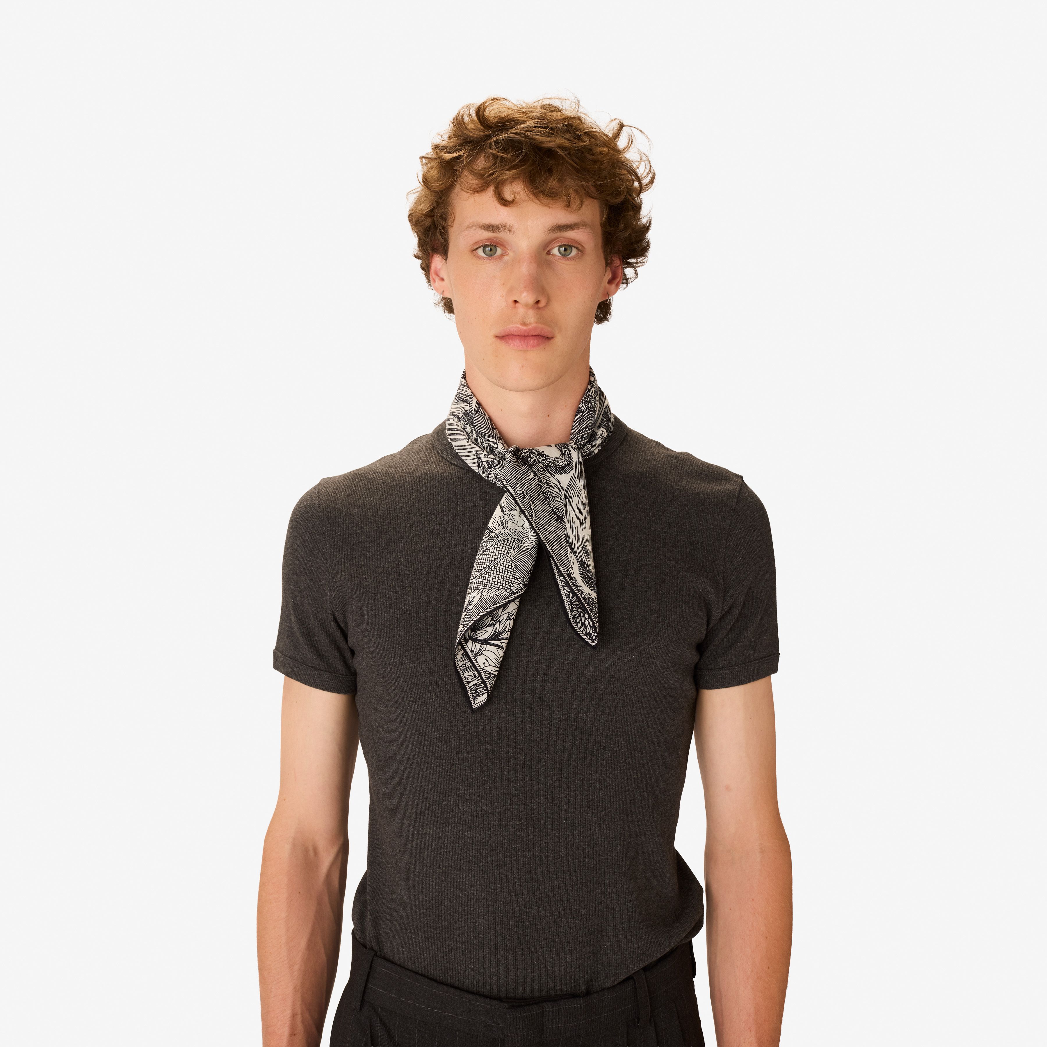 Square 65 - Piranesi - Black