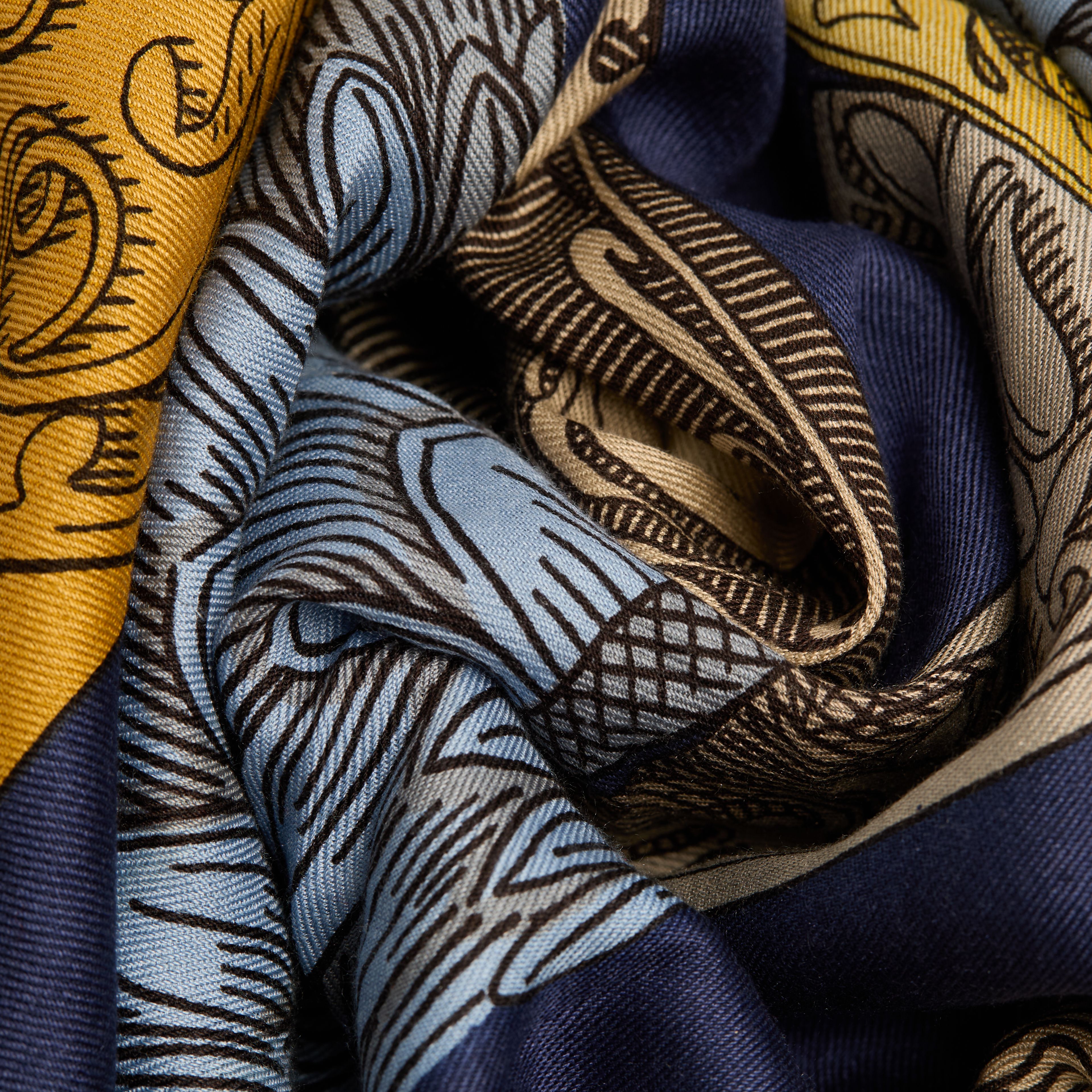 Carré 130 - Archives - Multicolore