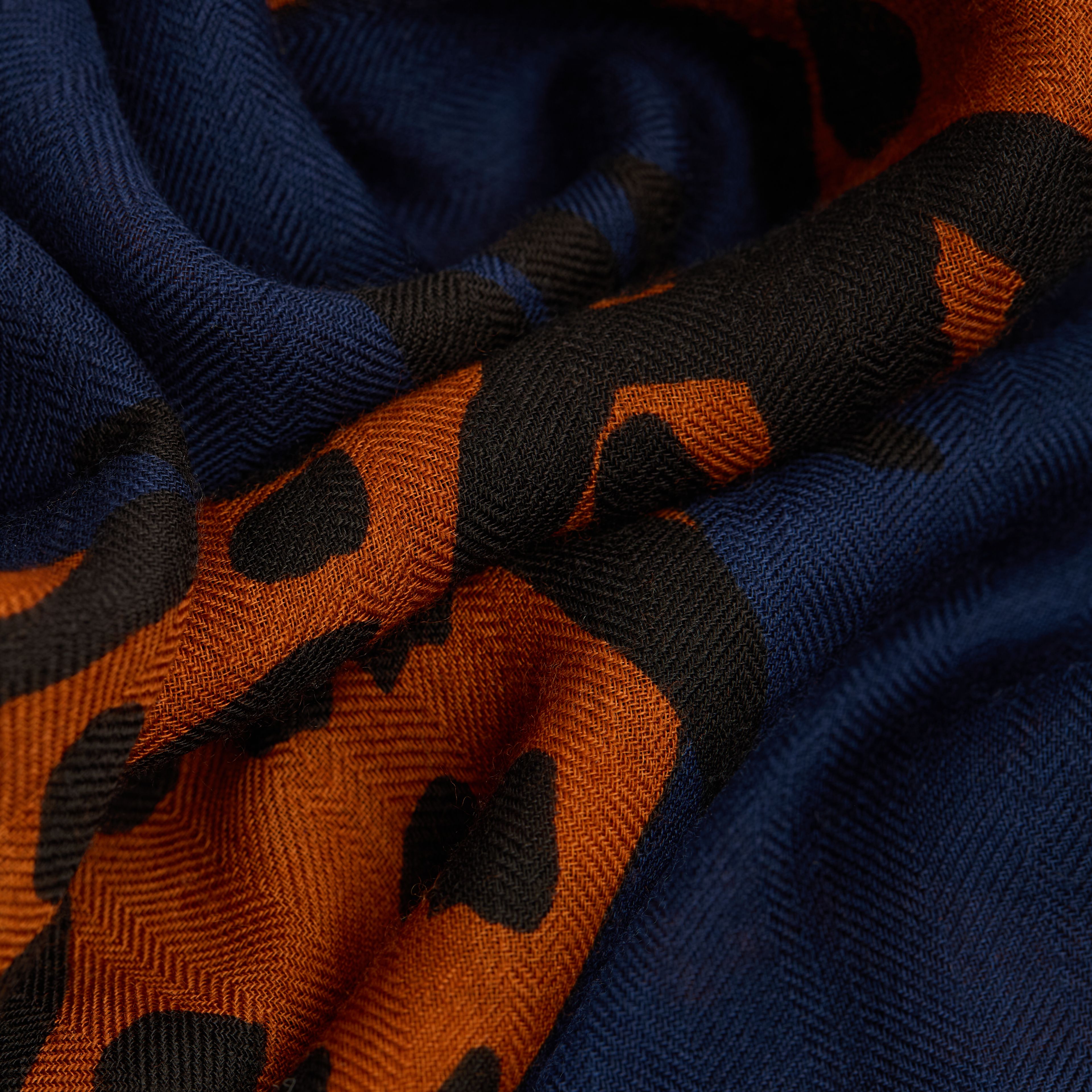 Square 100 - Feline - Blue