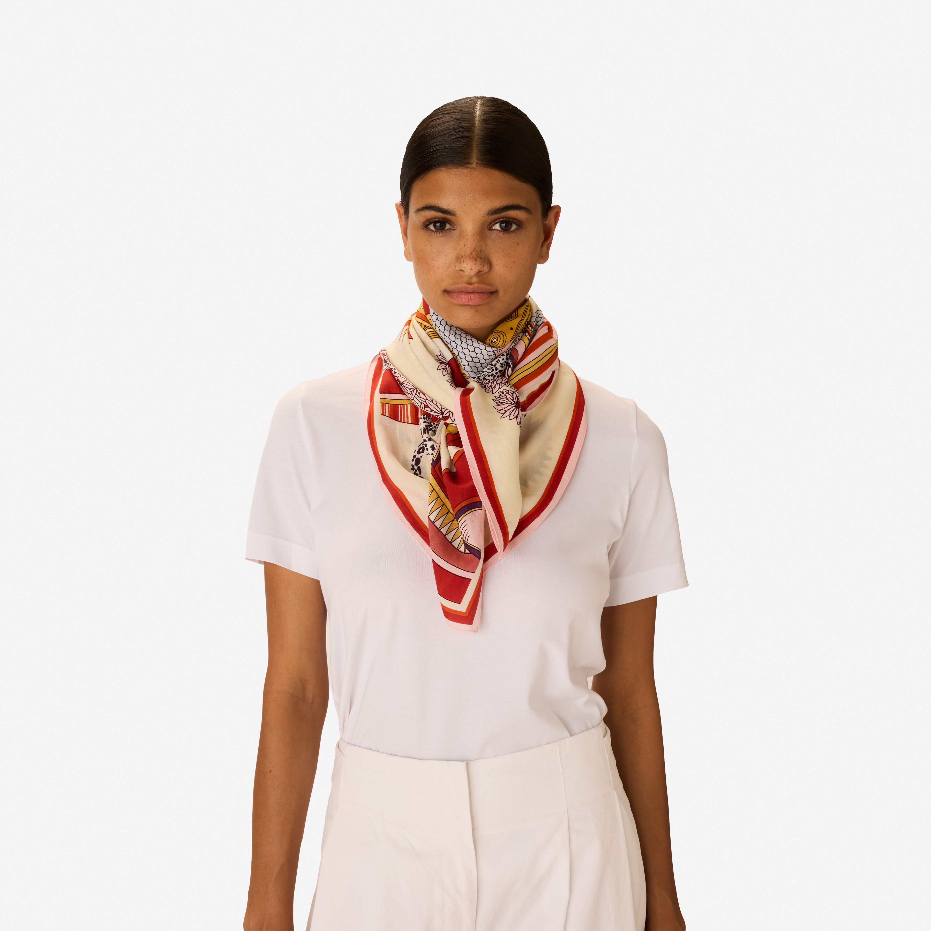 Square 100 - Taj - White