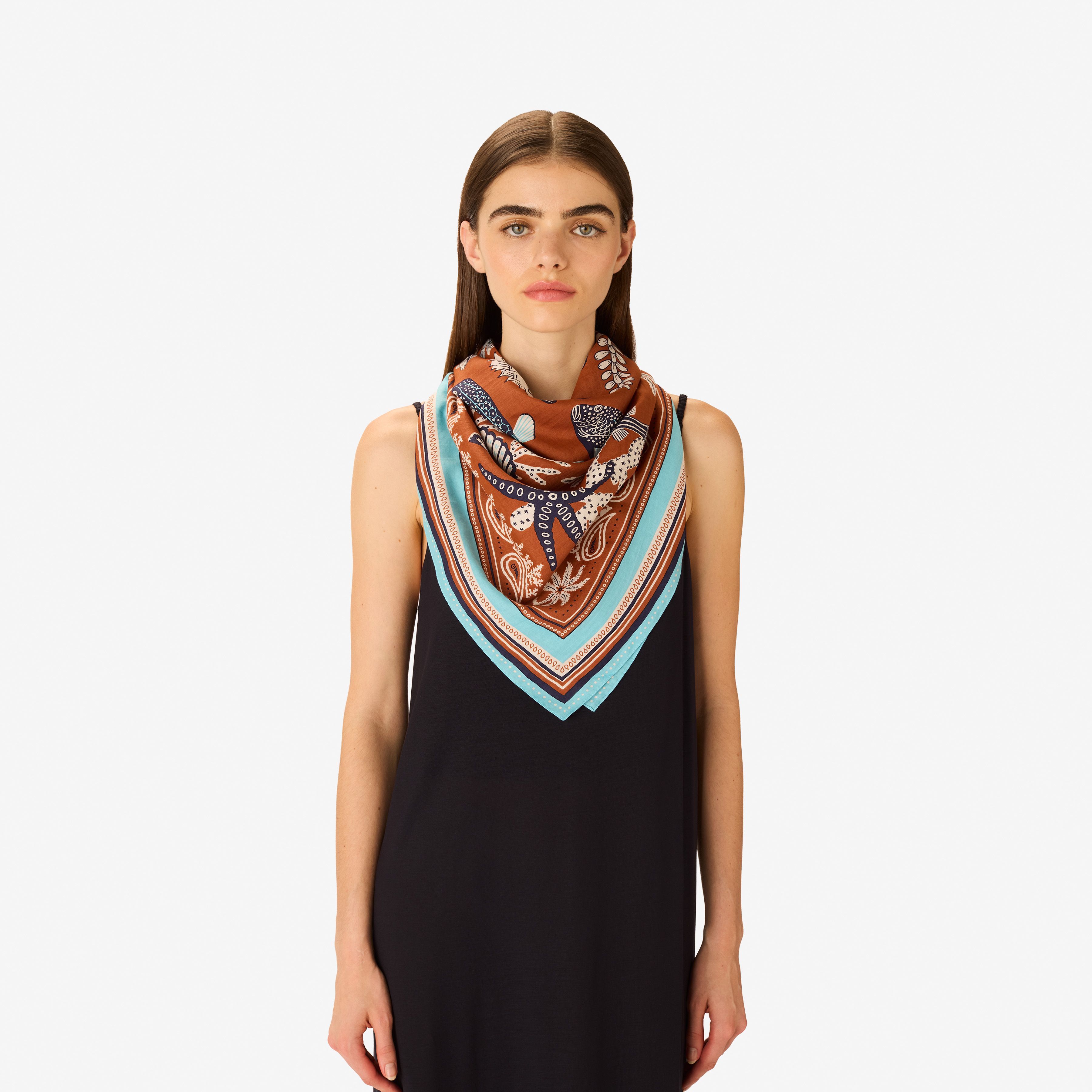 Square 100 - Neptune - Golden Brown