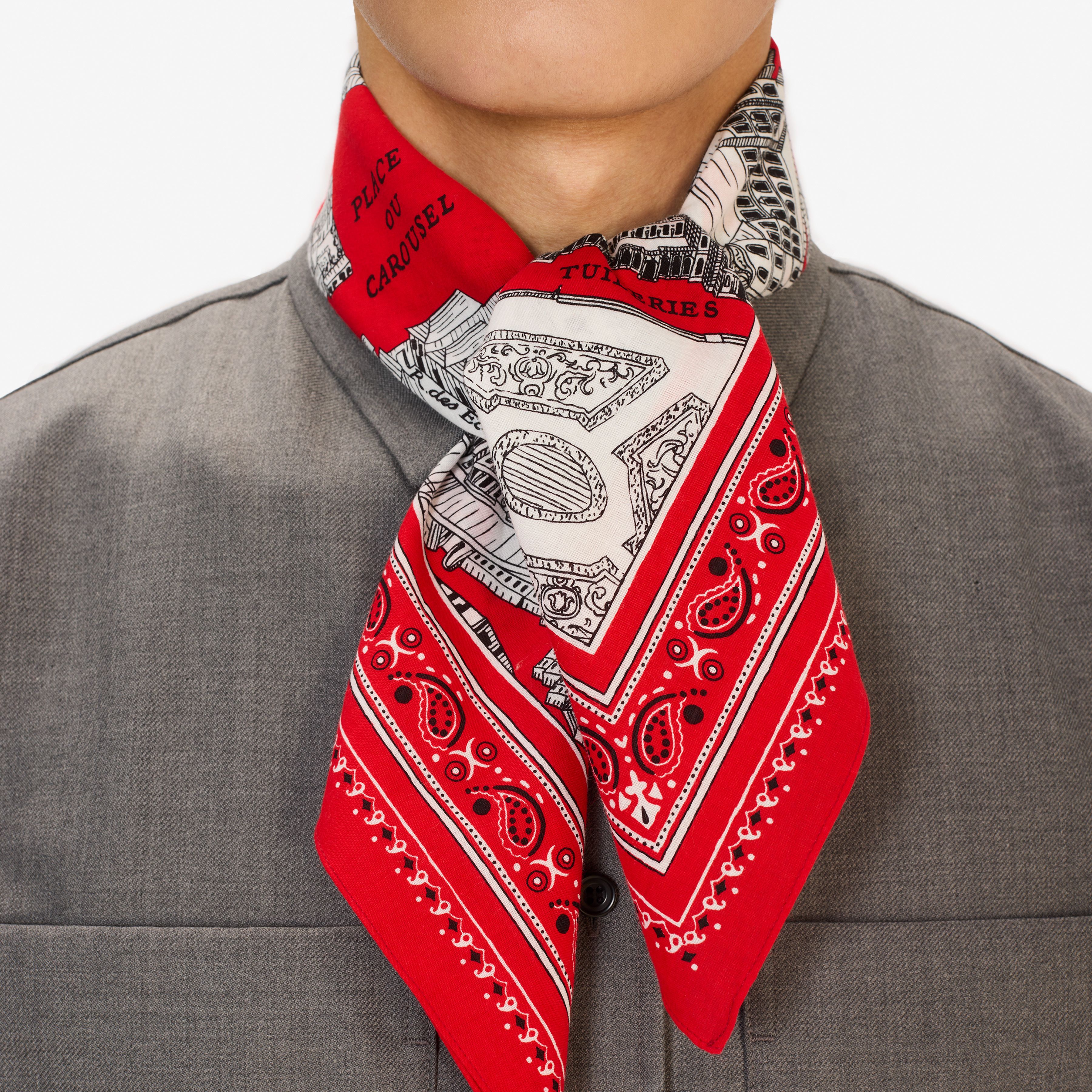 Square 65 - Louvre - Red