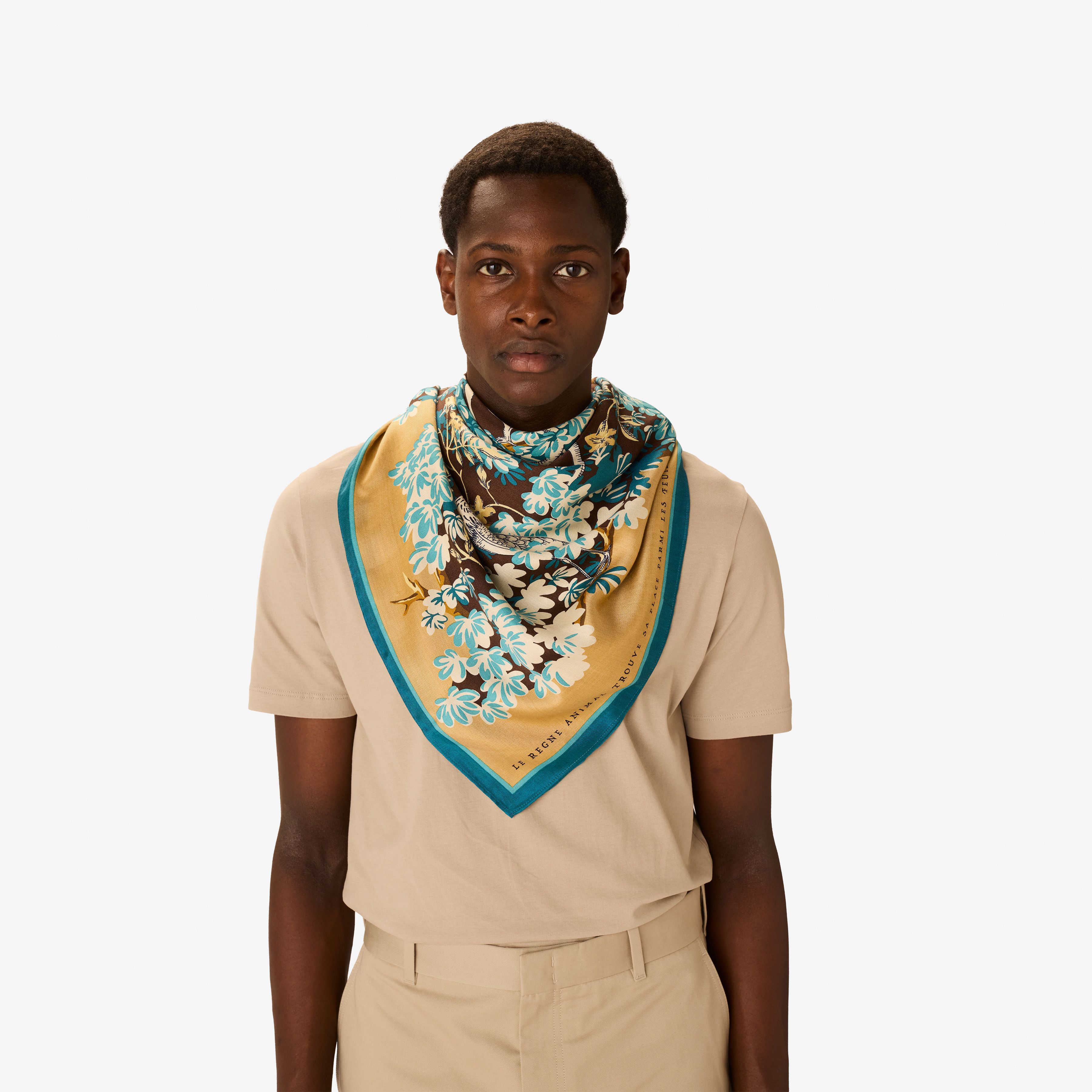 Carré 130 - Bestiaire - Beige