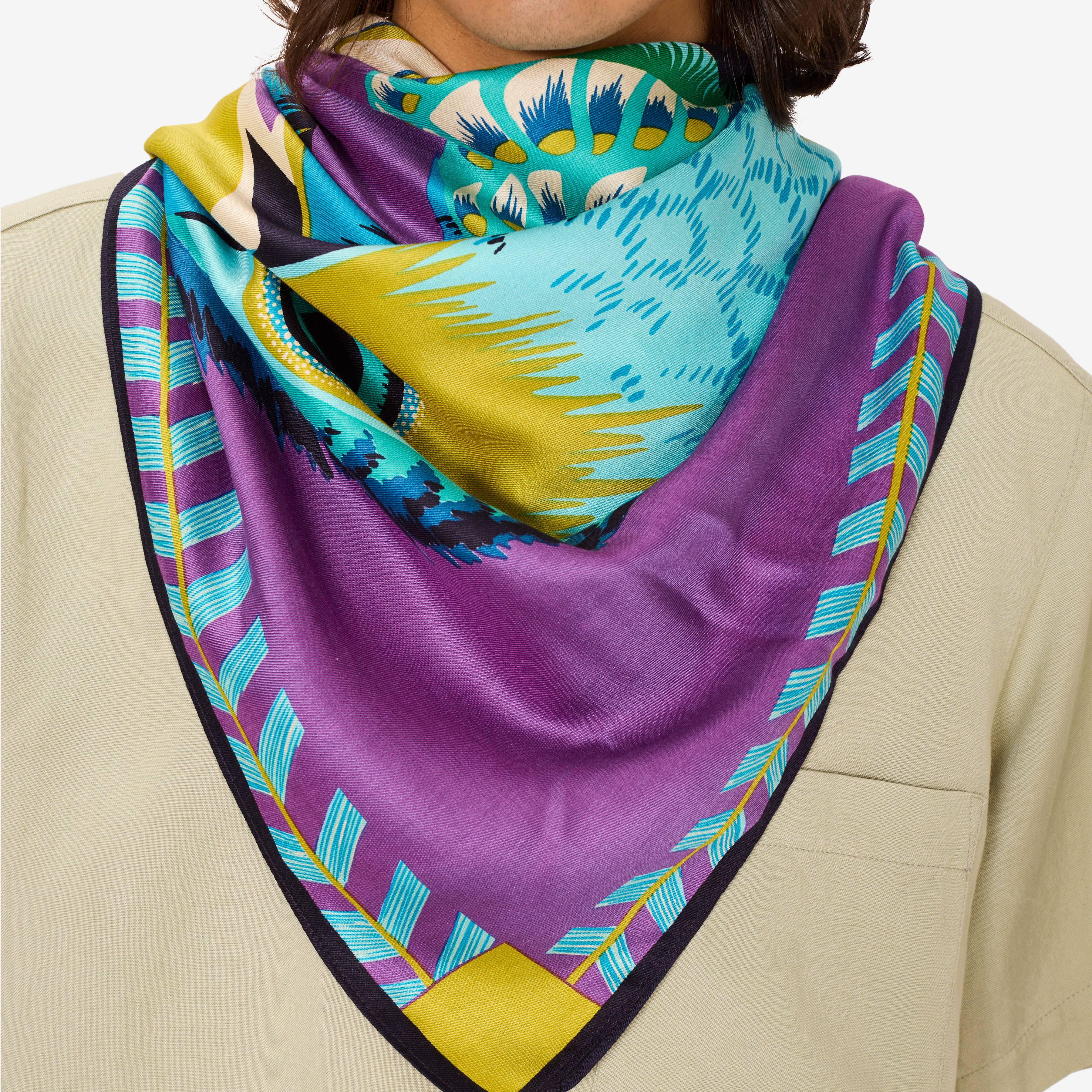 Square 130 - Toucan - Purple