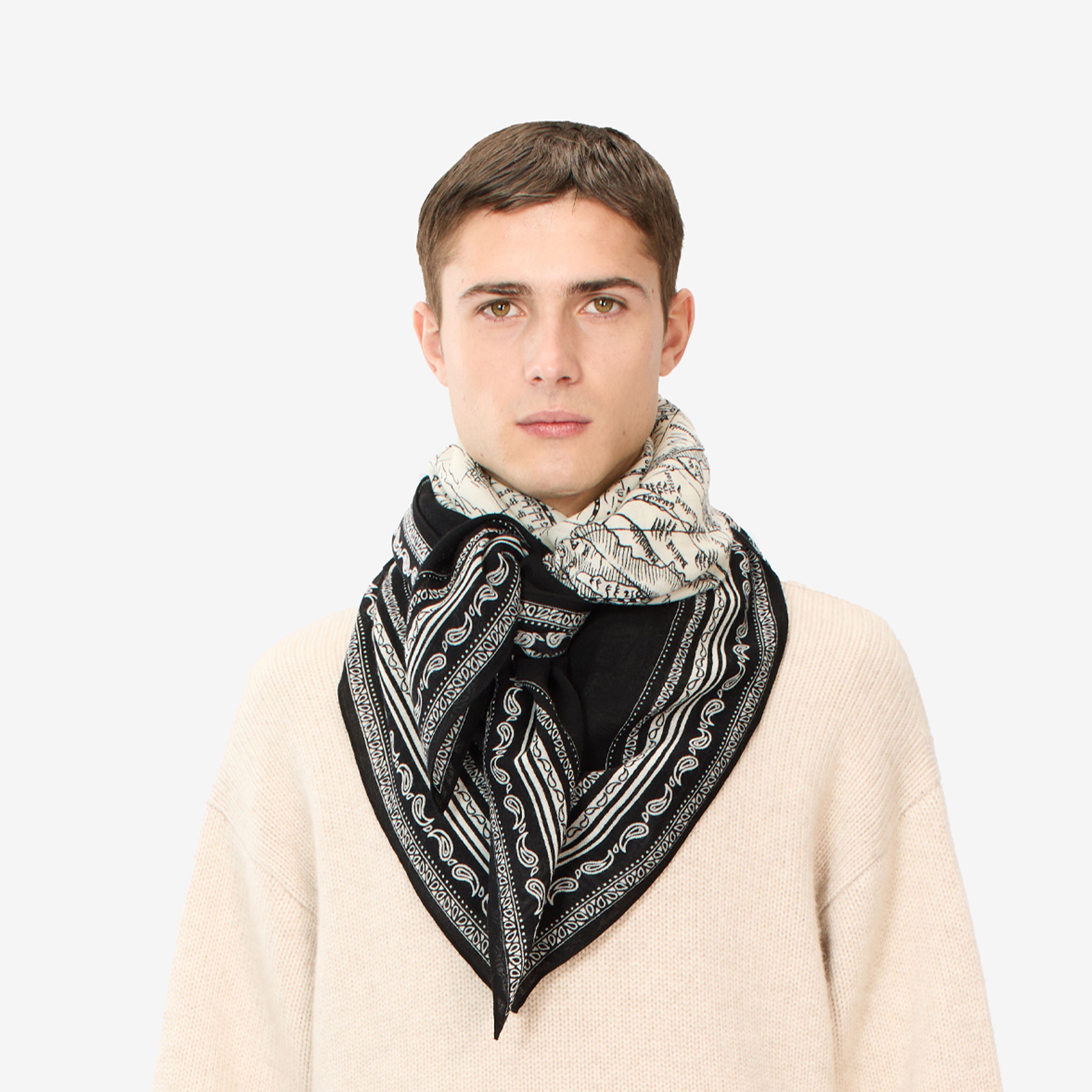 Square 130 - Mappemonde - Black