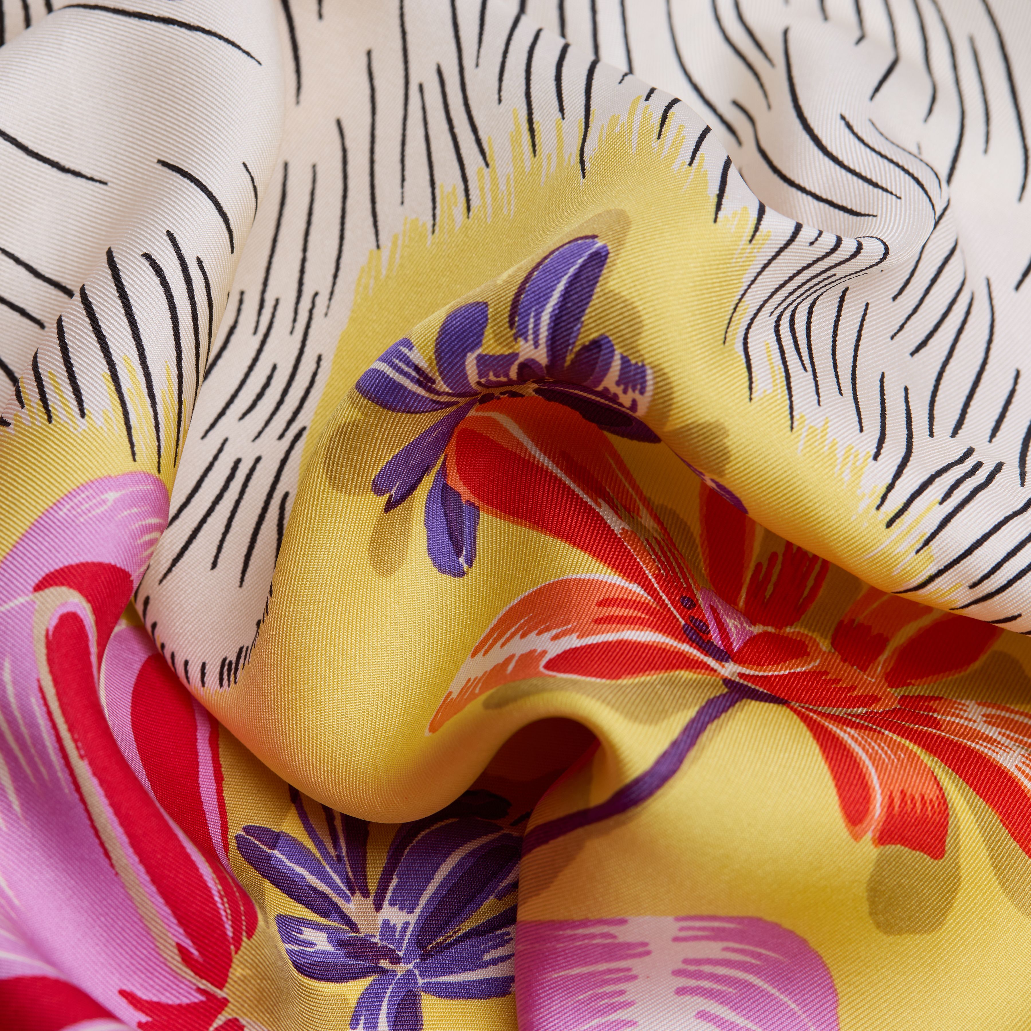 Carré 65 - Toutou - Jaune