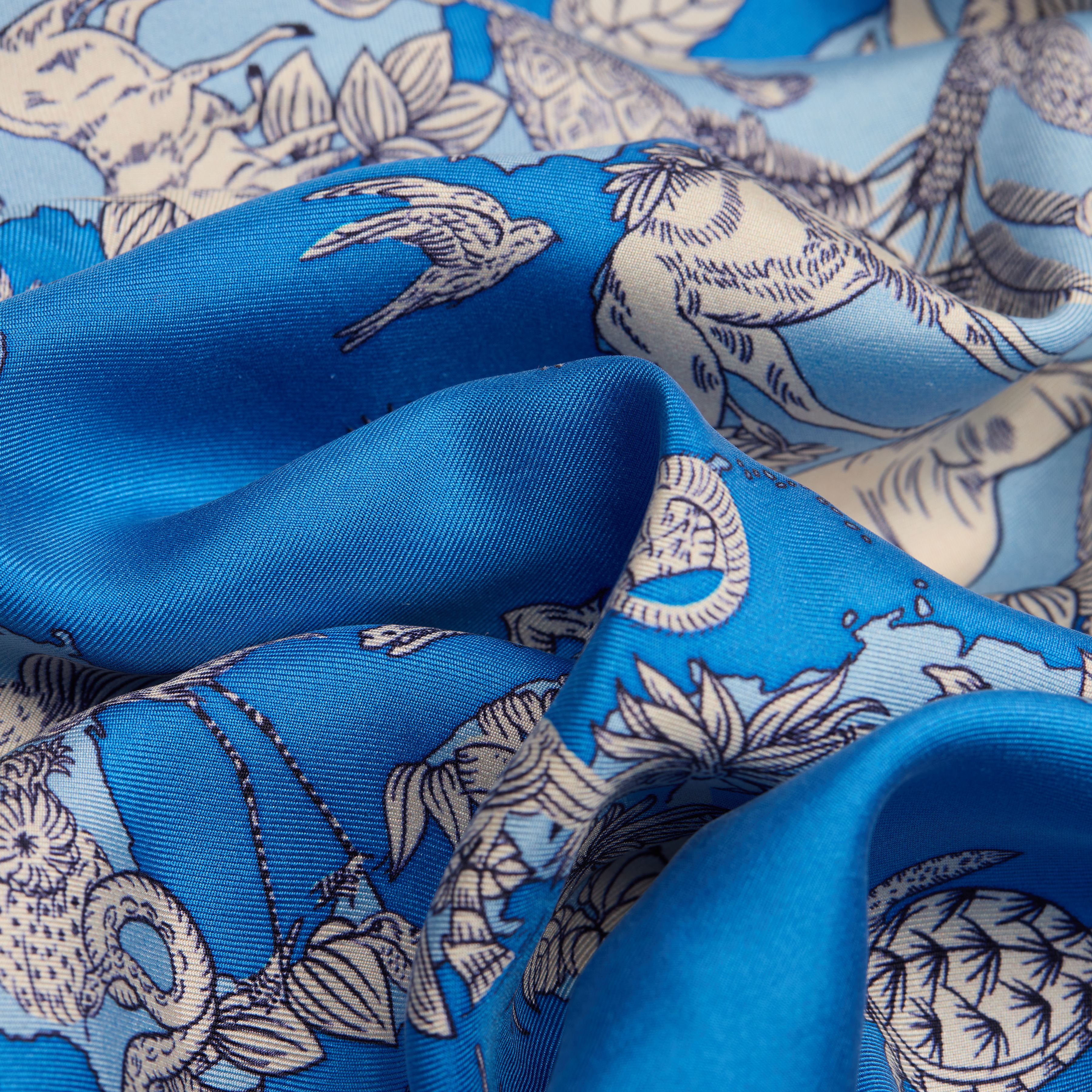 Square 70 - Atlas - Blue