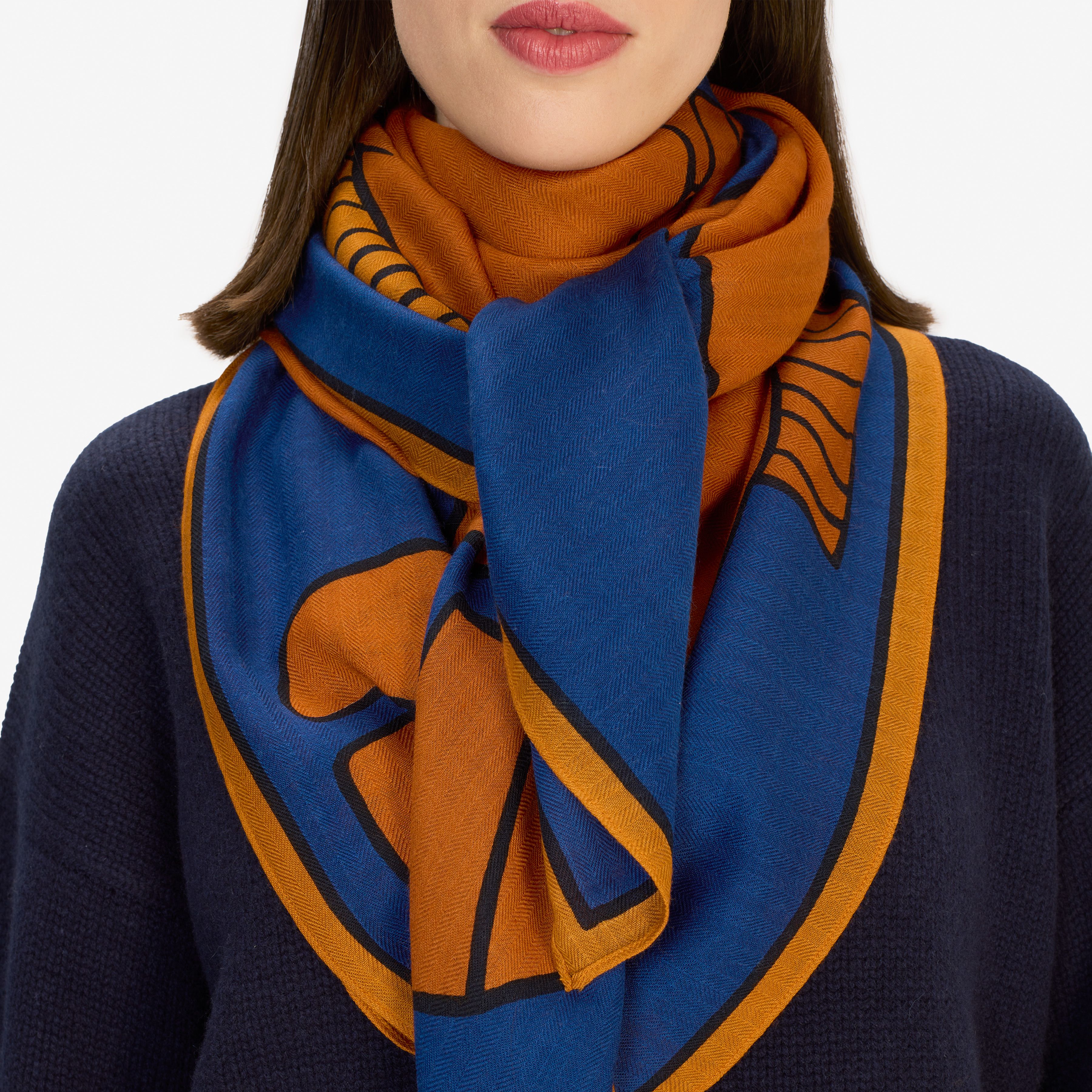 Square 130 - Cavale - Navy