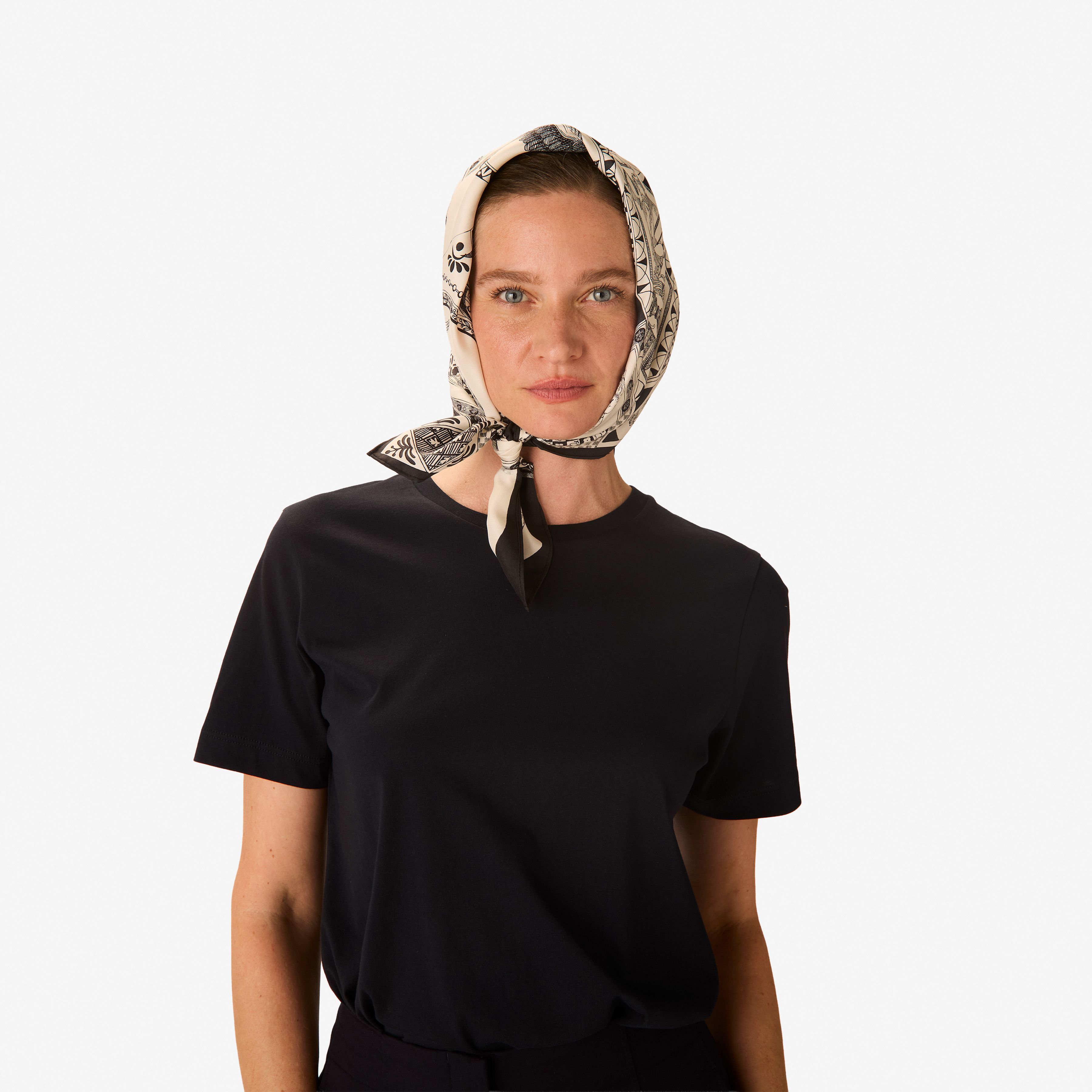 Carré 65 - Barocco - Noir